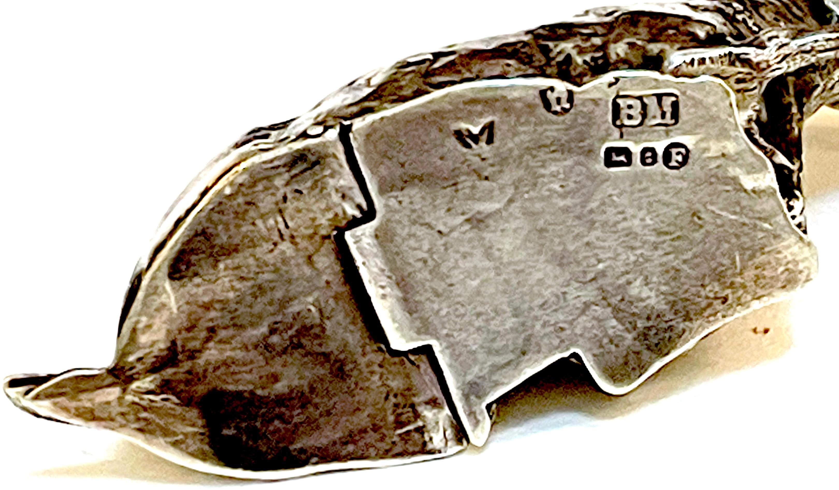 Tabatière anglaise du 19ème siècle en argent sterling, Londres 1862 en vente 1