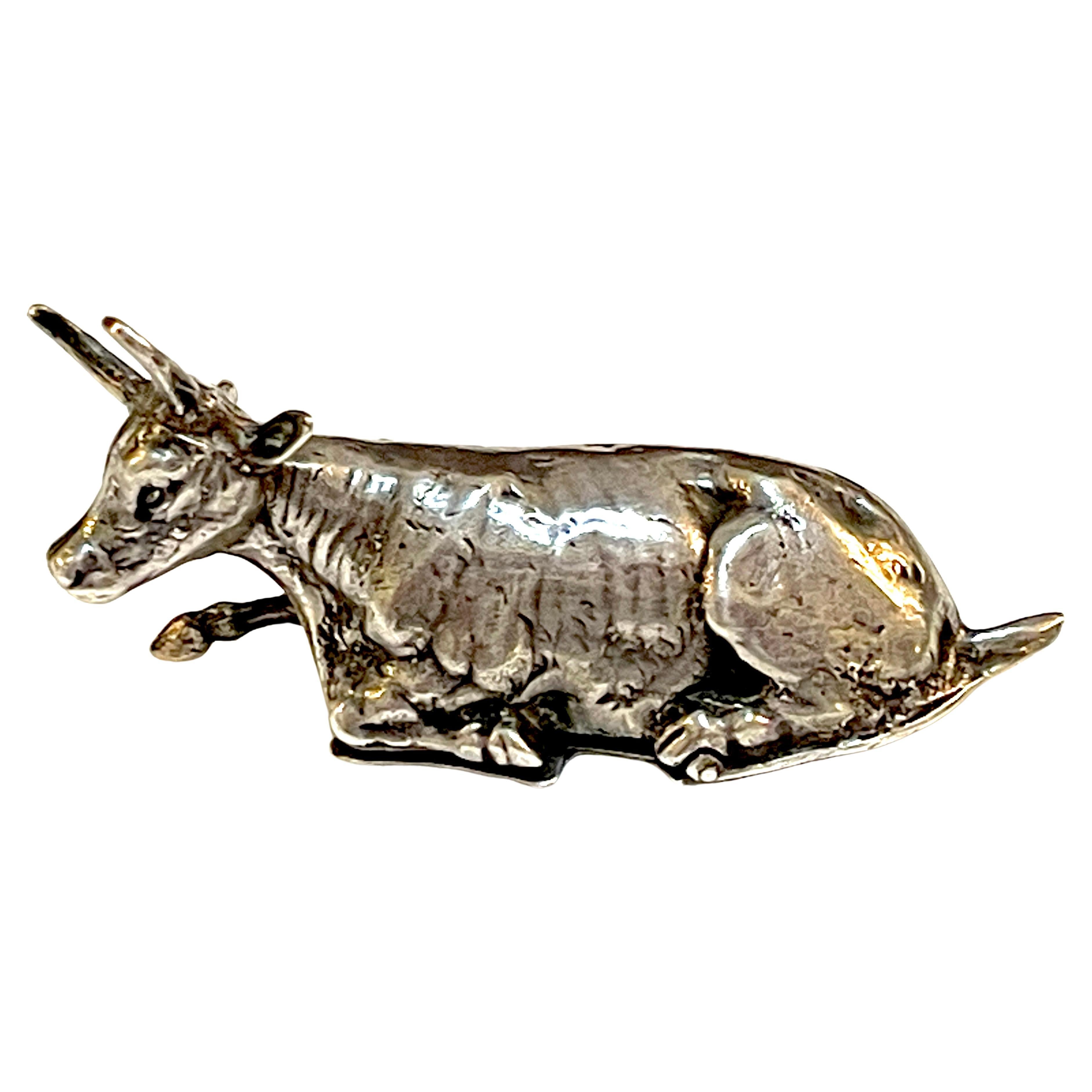 19th Century English Sterling Steer Snuff Box, London 1862  For Sale