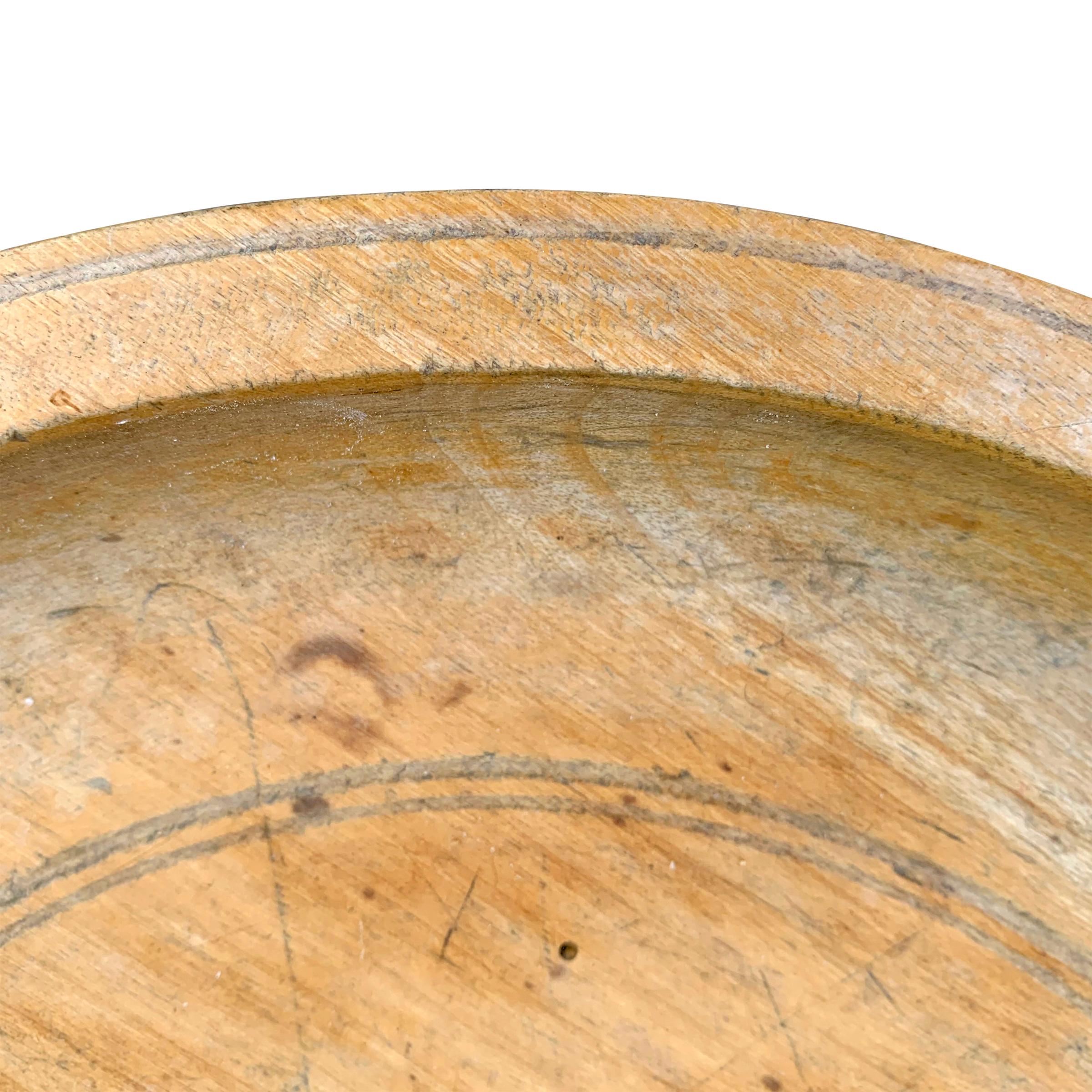 19th Century English Sycamore Treen Bowl In Good Condition For Sale In Chicago, IL