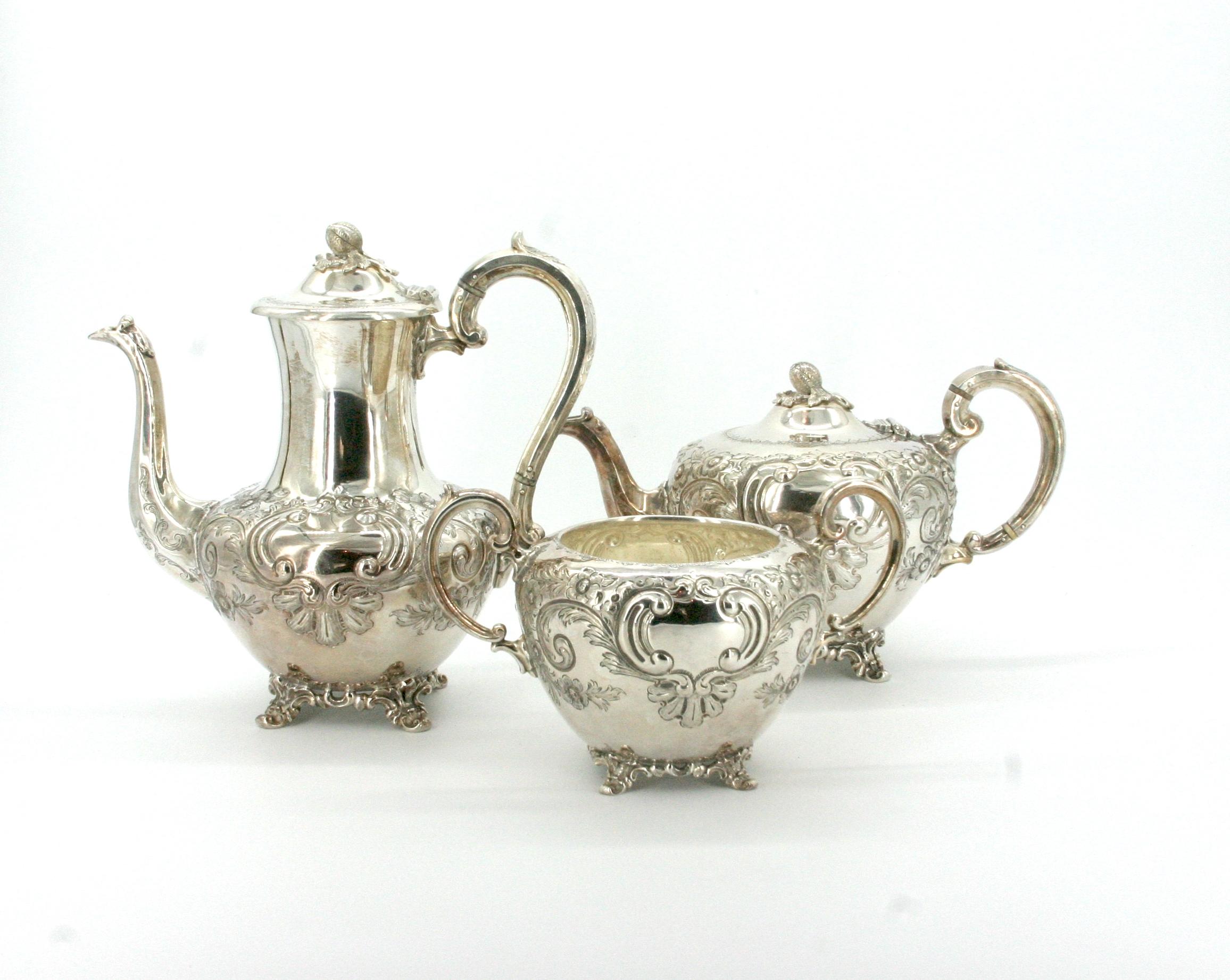 Hand-Crafted 19th Century English Tableware Tea/Coffee Service For Sale