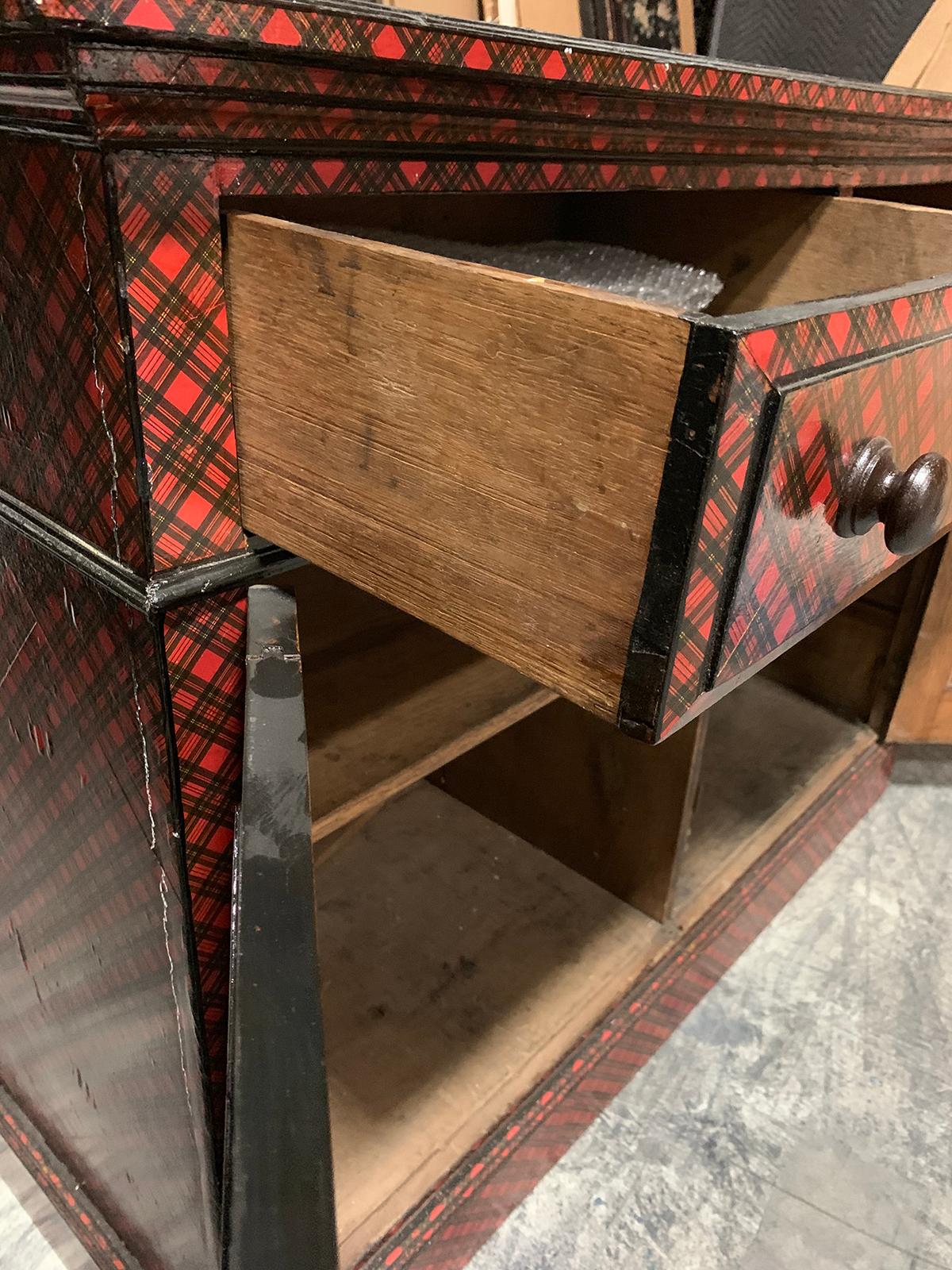 19th Century English Tartan Two-Door Cabinet, Two Drawers For Sale 14