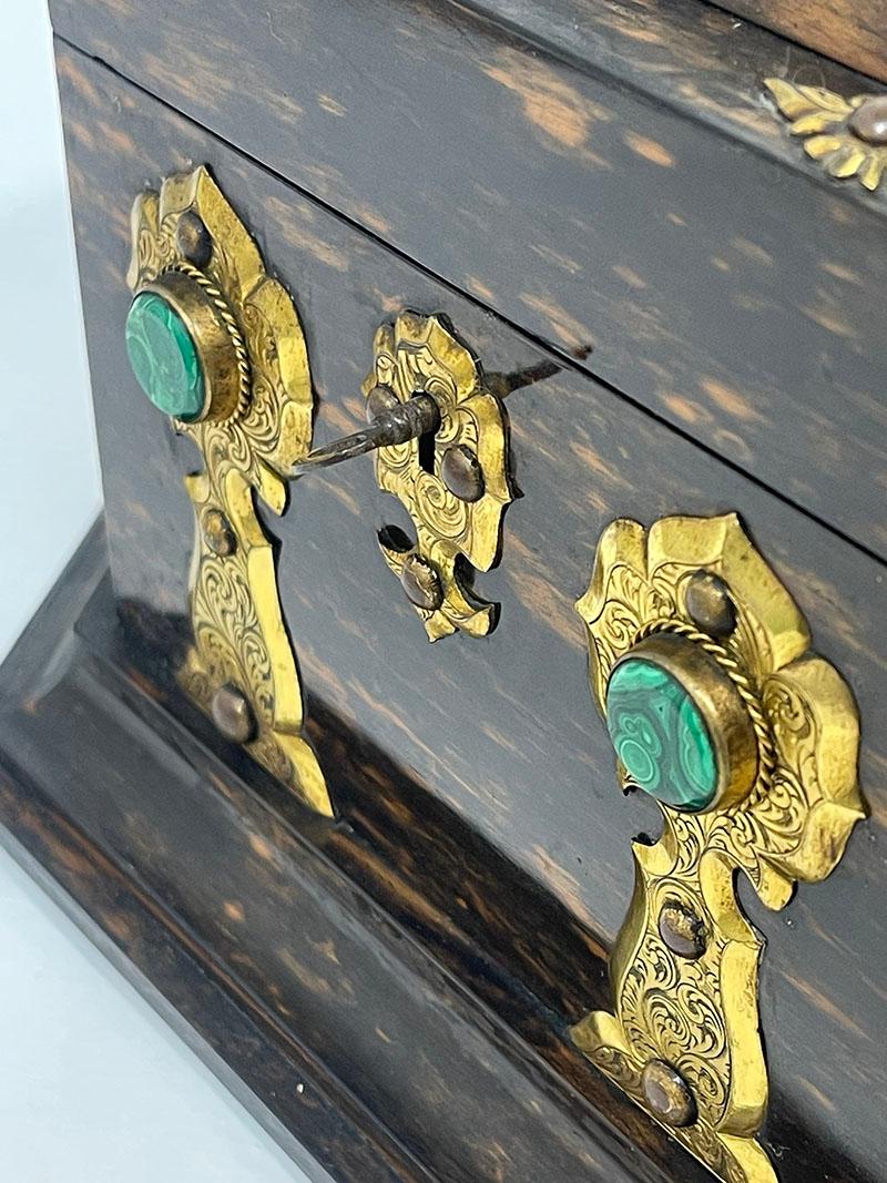 Boite à thé anglaise du 19ème siècle par P. & A. I.P., Londres en vente 4