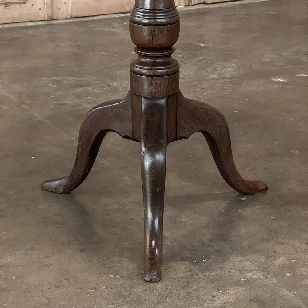 19th Century English Tilt-Top Walnut End Table For Sale 5