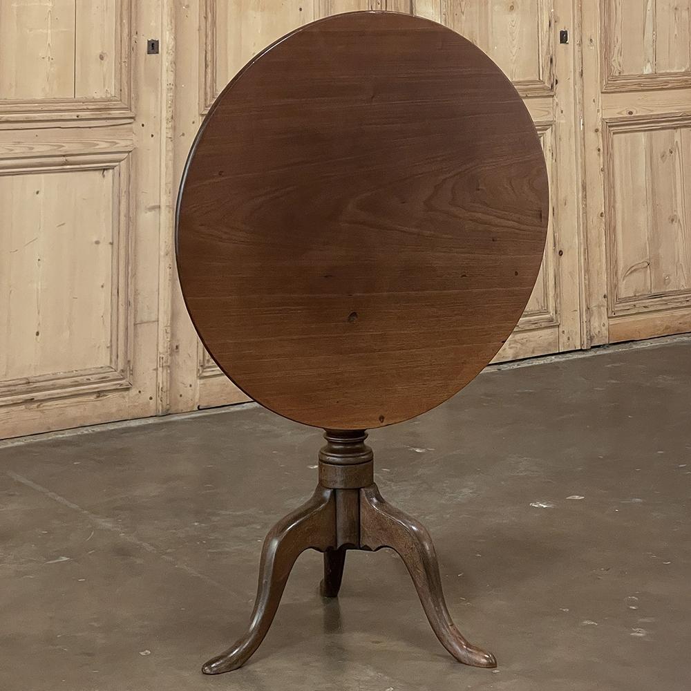 19th Century English Tilt-Top Walnut End Table For Sale 9