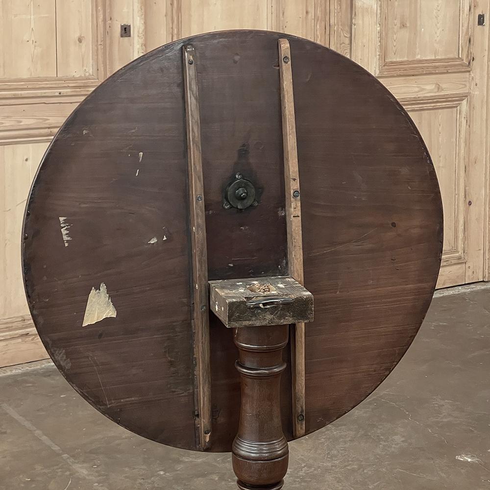 19th Century English Tilt-Top Walnut End Table For Sale 11