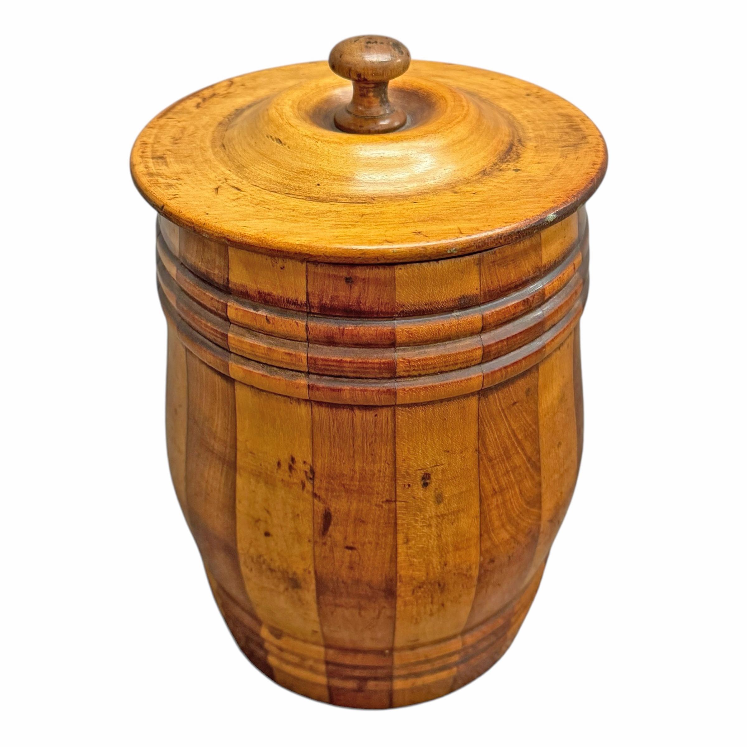 Inglese Vaso per tabacco inglese del XIX secolo in vendita