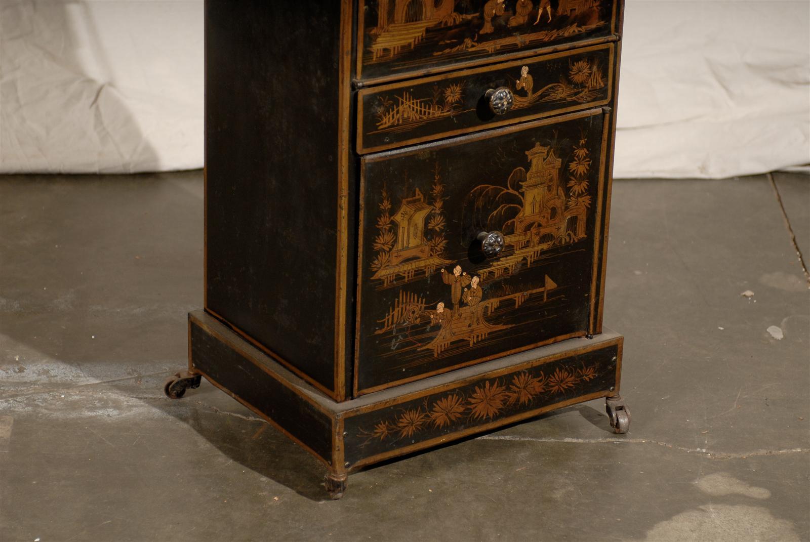 19th Century English Tole Chinoiserie Toilette, Lid Lifts For Sale 5