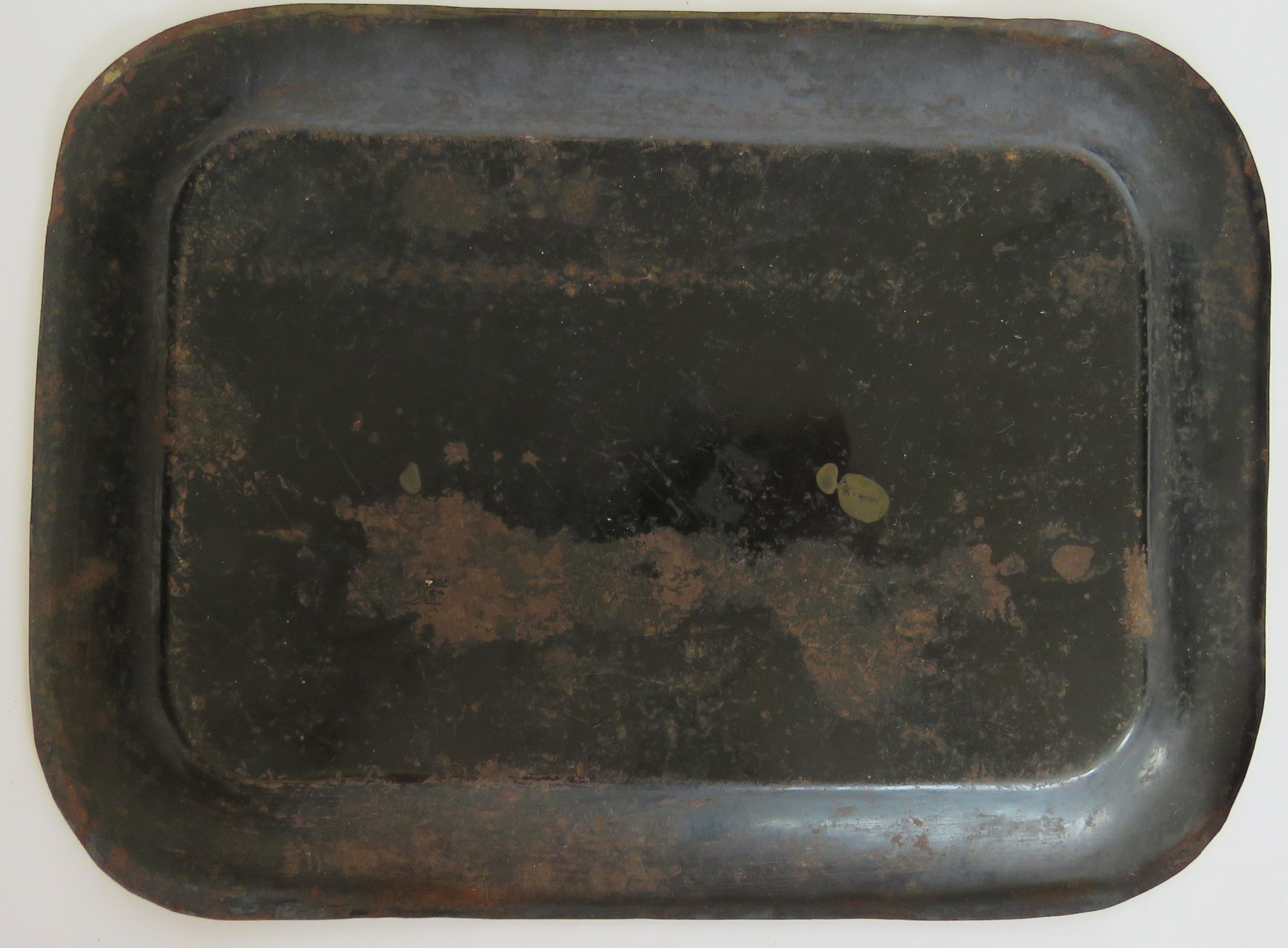 19th Century English Tole Serving Tray For Sale 2