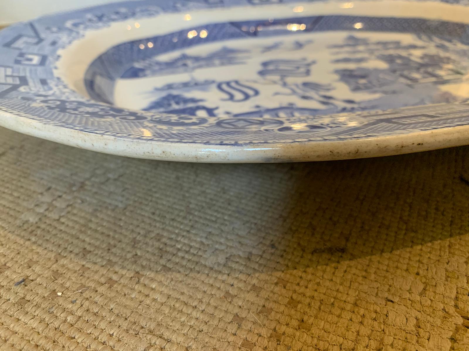 19th Century English Transfer Pearlware Blue Willow Charger / Meat Platter For Sale 7