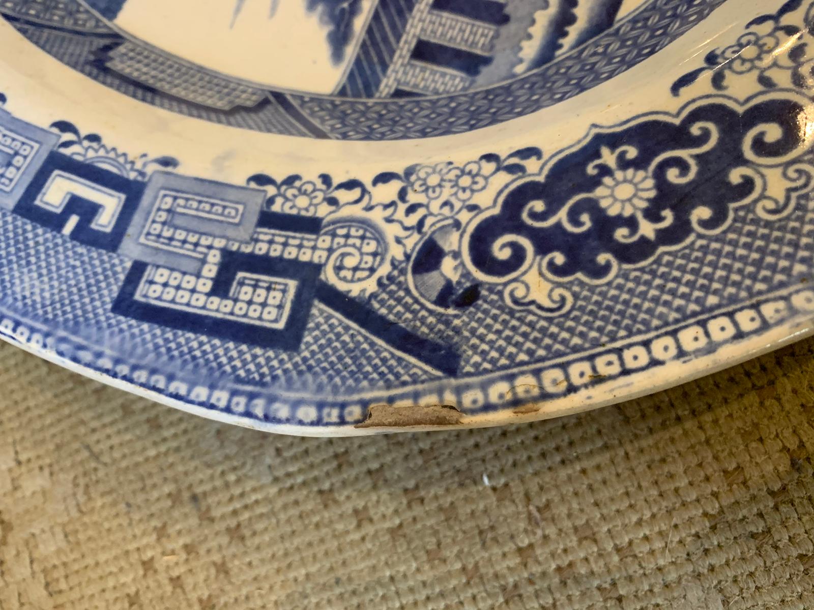 19th Century English Transfer Pearlware Blue Willow Charger / Meat Platter For Sale 8