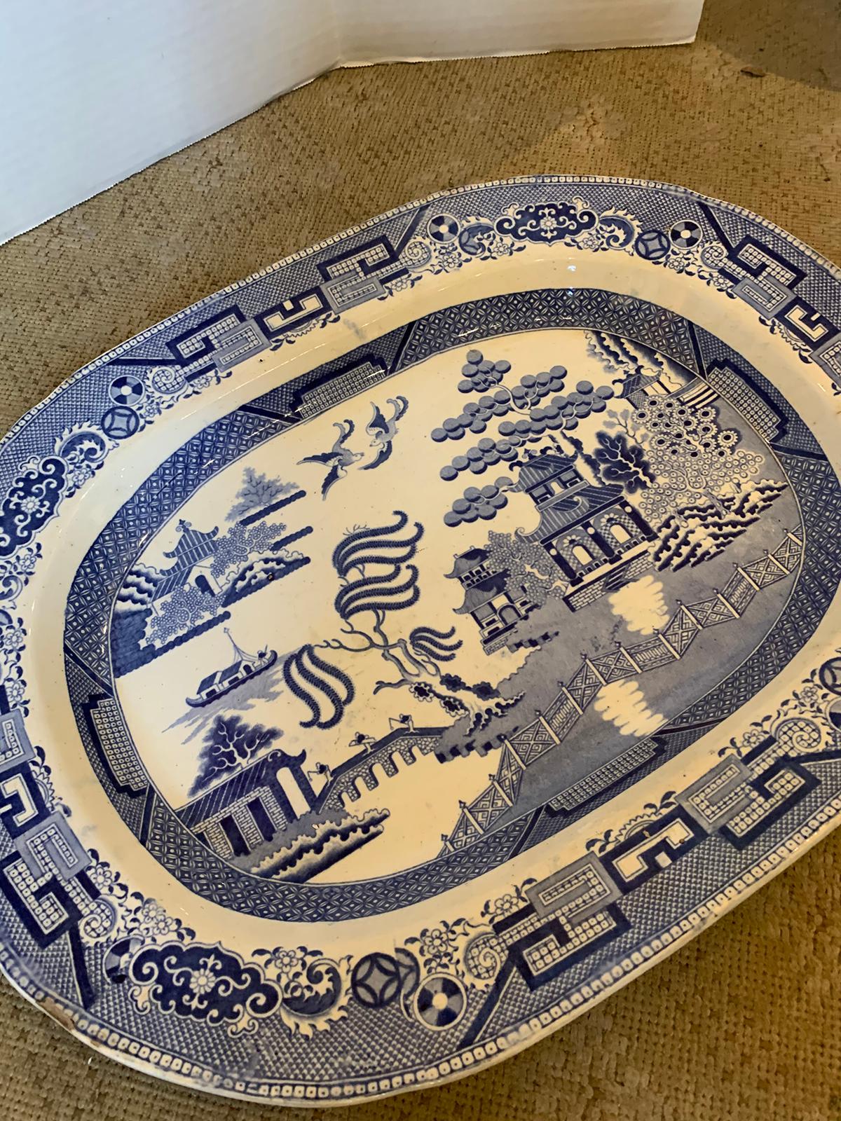 19th Century English Transfer Pearlware Blue Willow Charger / Meat Platter For Sale 1