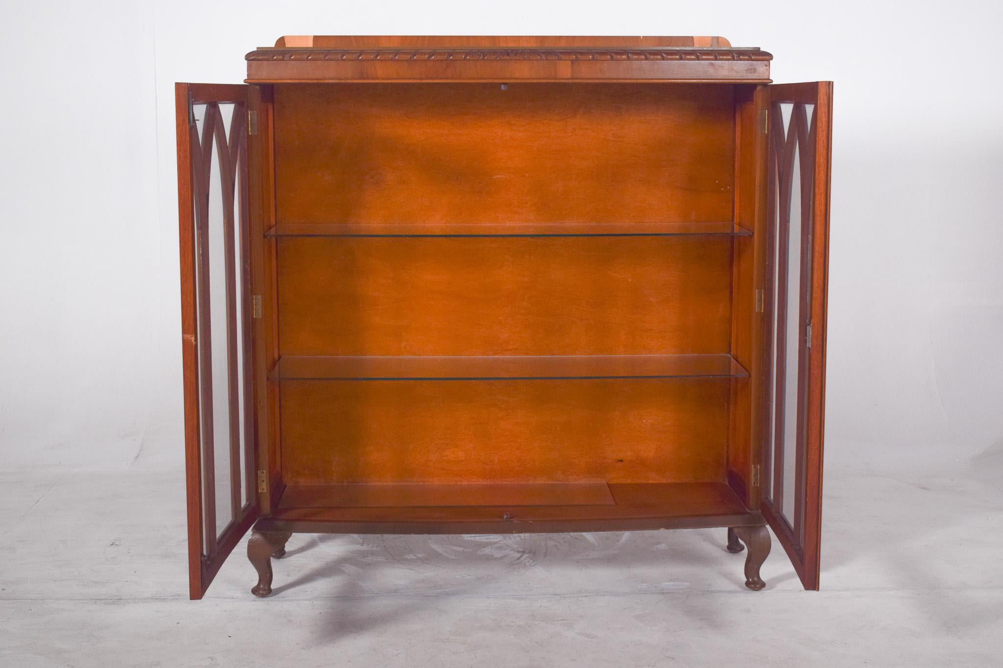 19th Century English Two-Door Display Cabinet in Light Wood For Sale 4