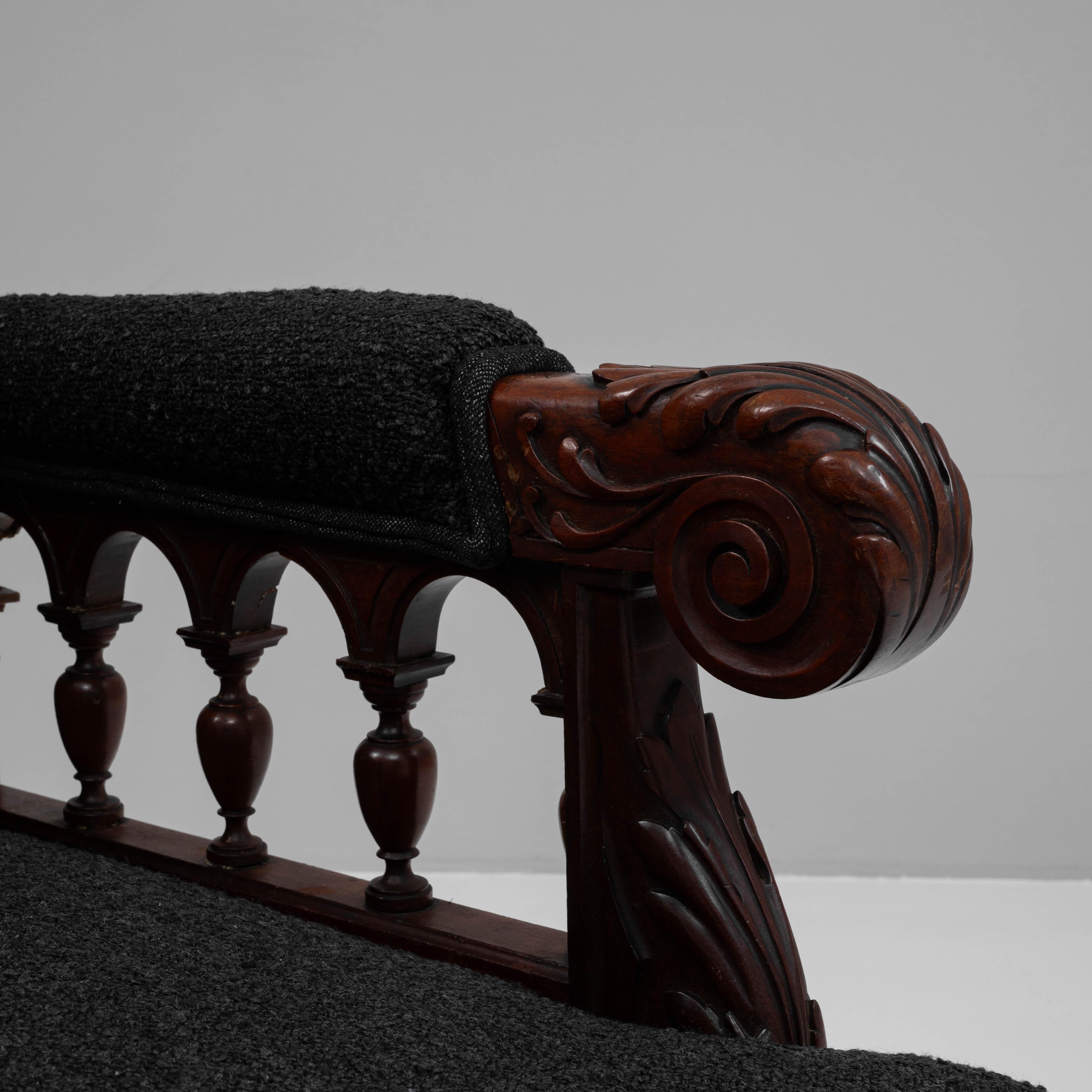 Pareja de sillones tapizados ingleses del siglo XIX en venta 7
