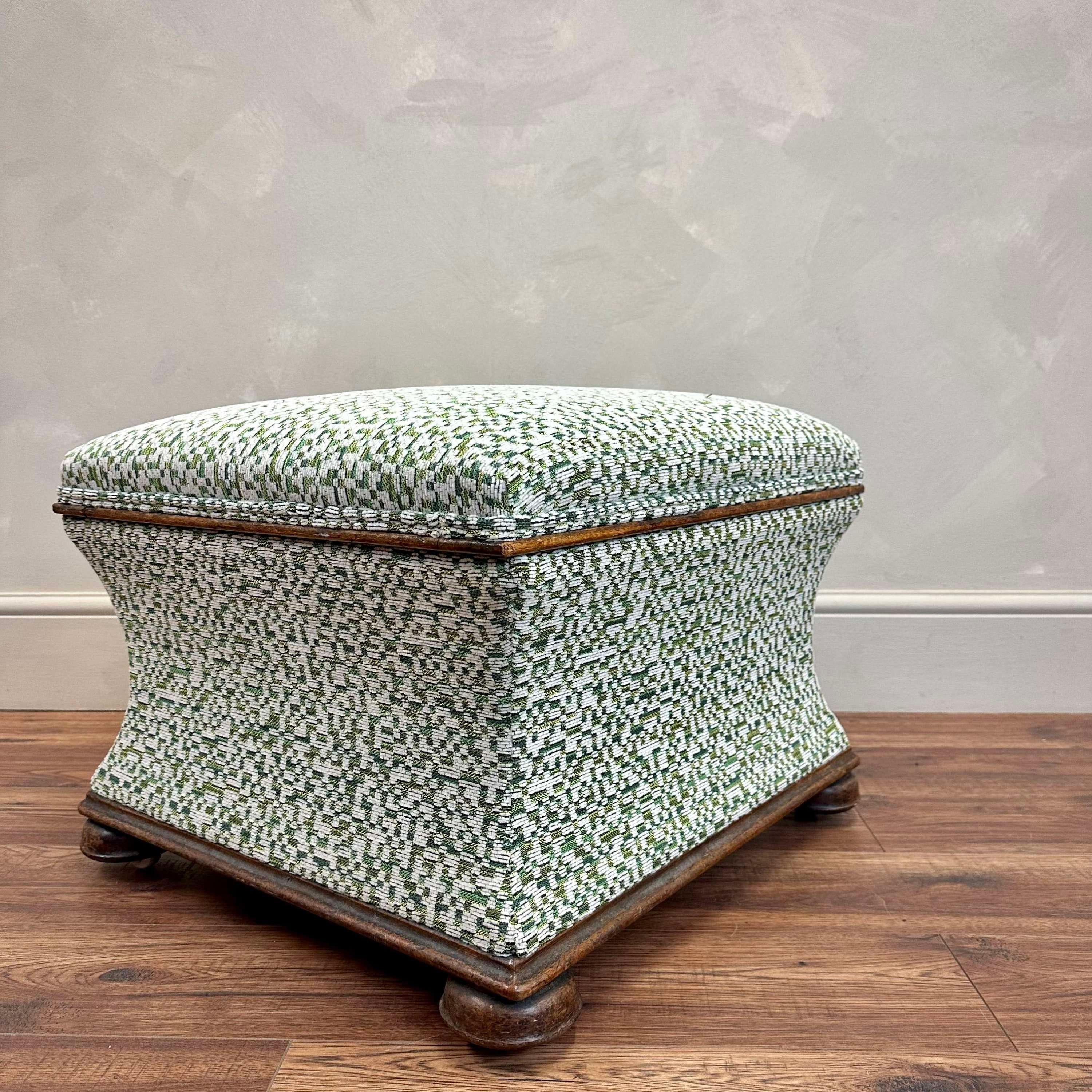 British 19th Century English upholstered Ottoman Footstool For Sale
