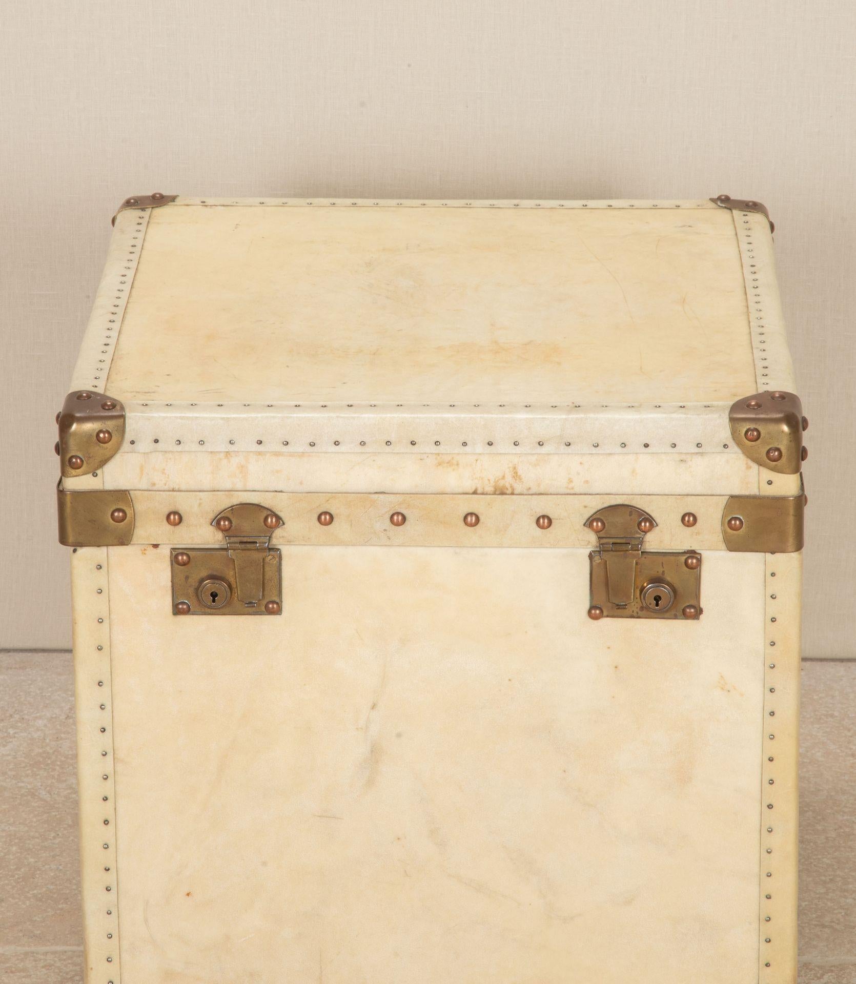 19th Century English Vellum Trunk with Brass Fixtures For Sale 3