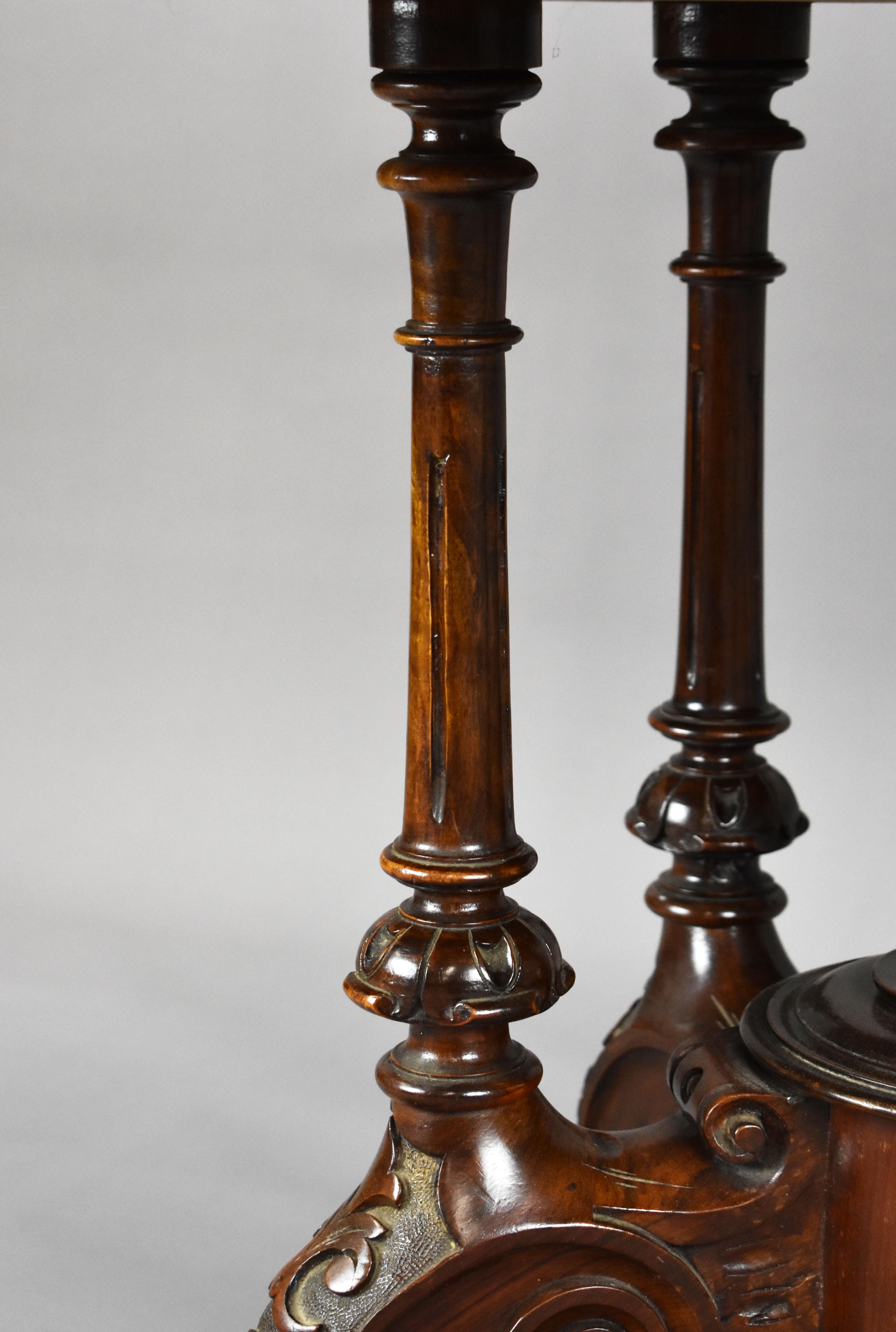 19th Century English Victorian Burl Walnt Oval Loo Table 1