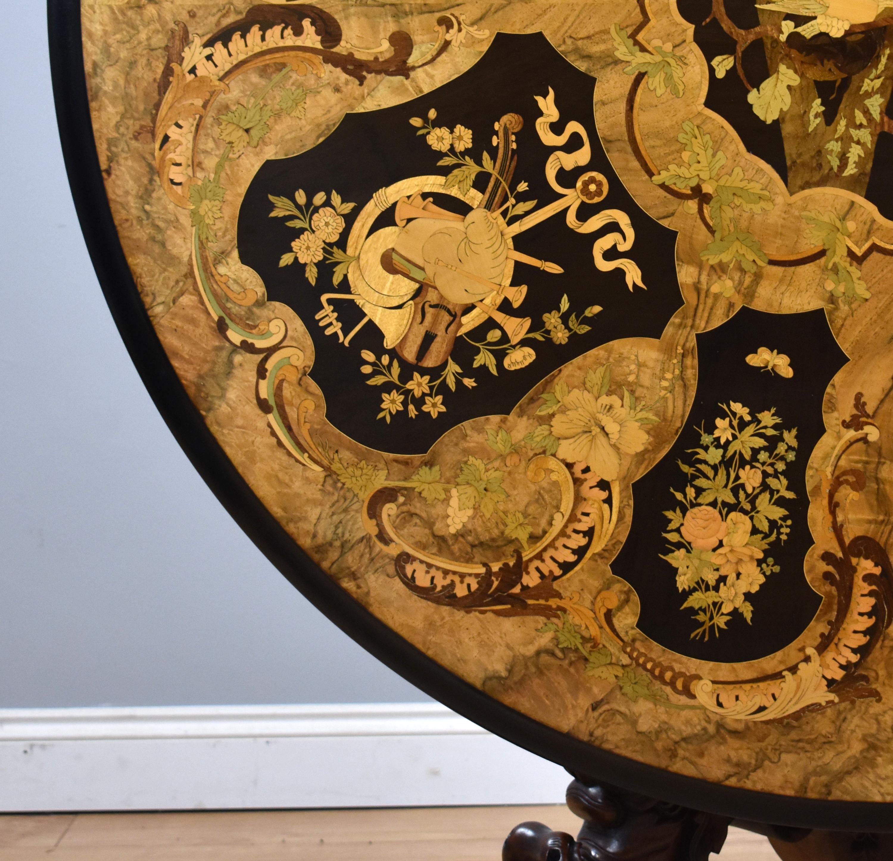 Marqueterie Table à déjeuner circulaire en ronce de noyer et marqueterie, 19e siècle, Angleterre en vente