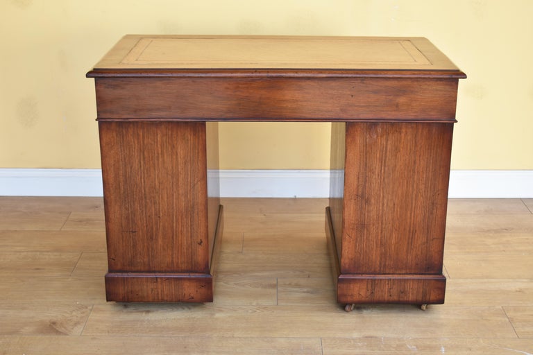 Cross-Banded 19th Century English Victorian Burr Walnut Pedestal Desk For Sale