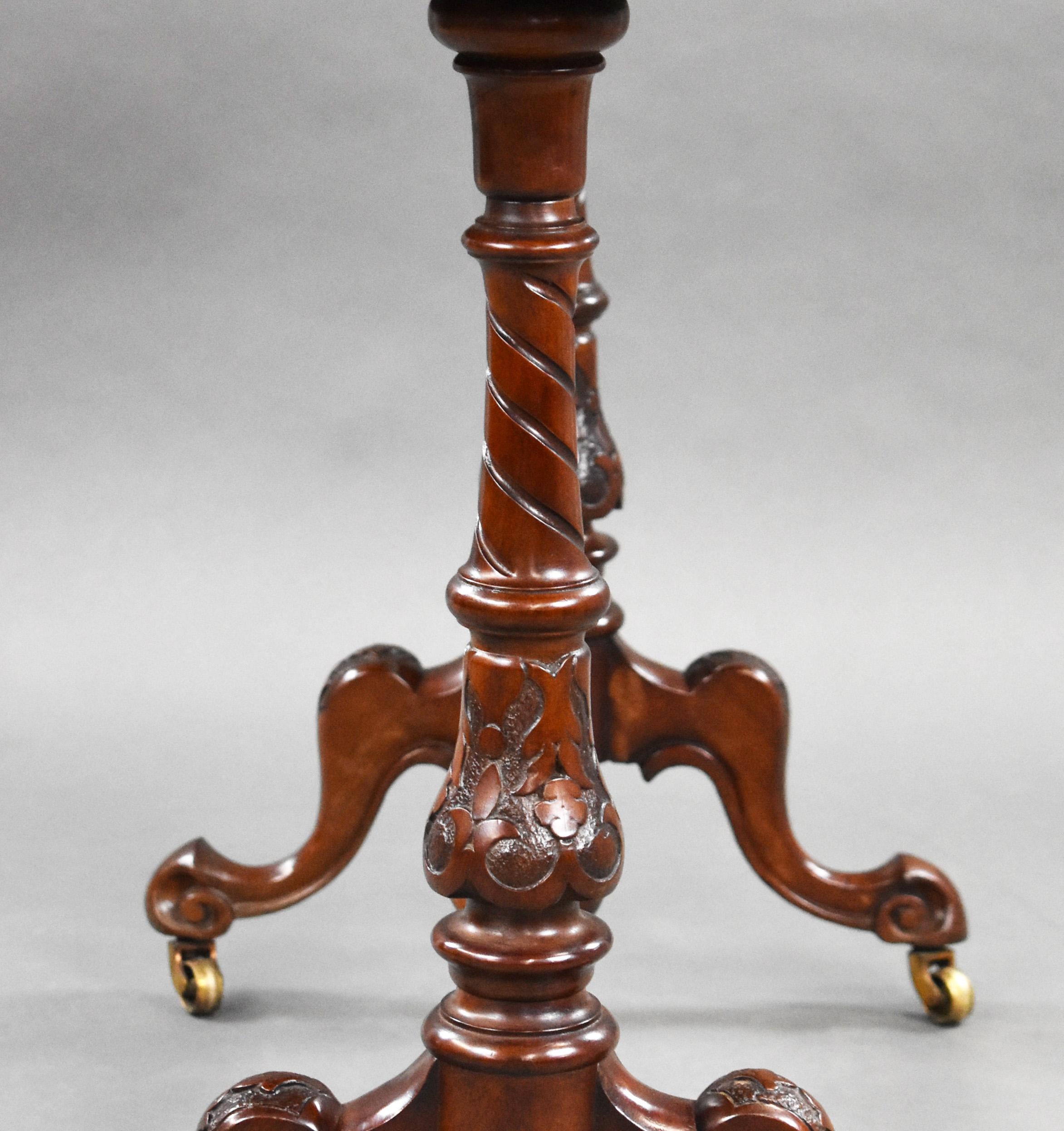 19th Century English Victorian Burr Walnut Writing Table For Sale 9