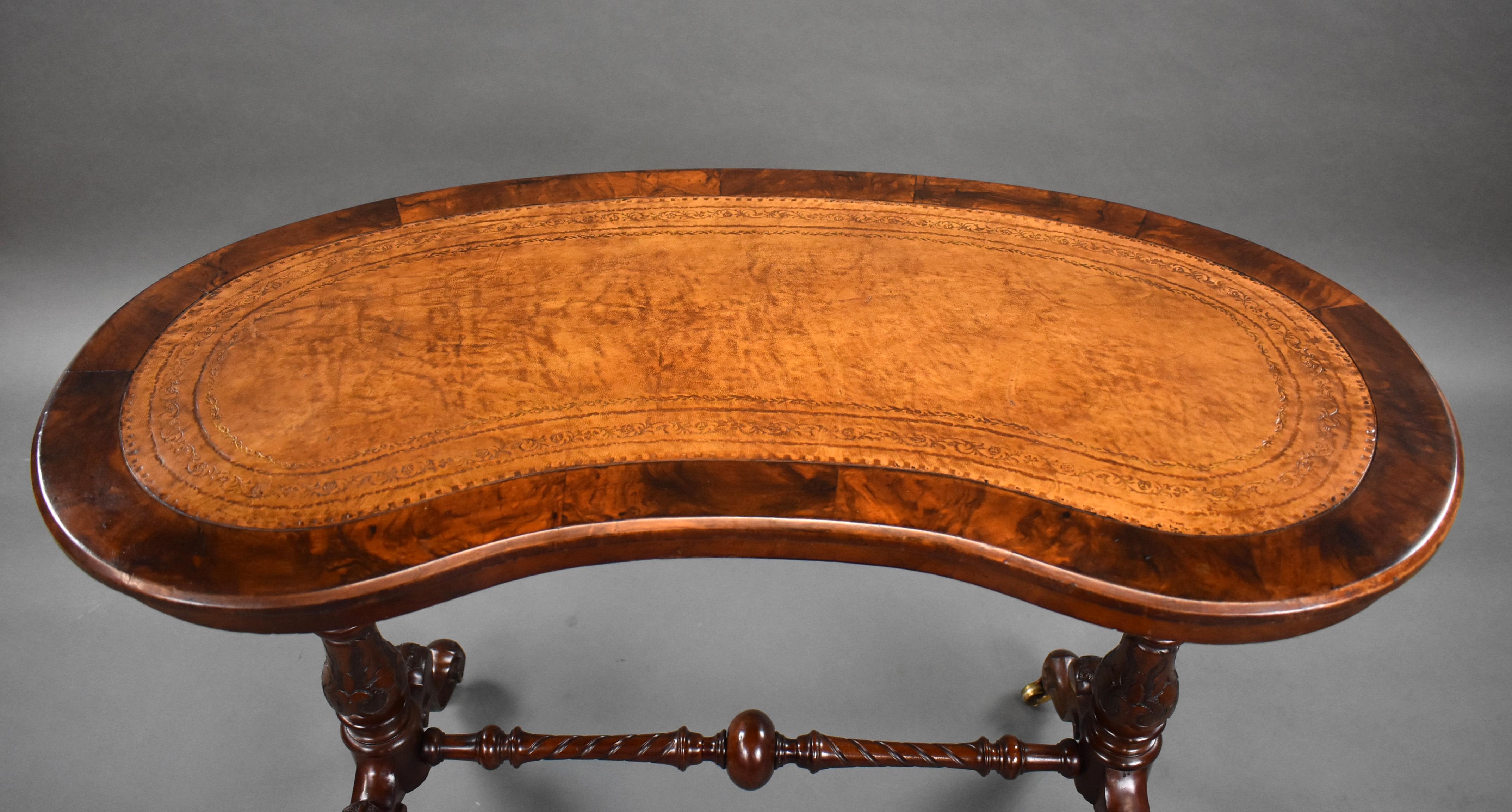 19th Century English Victorian Burr Walnut Writing Table For Sale 6
