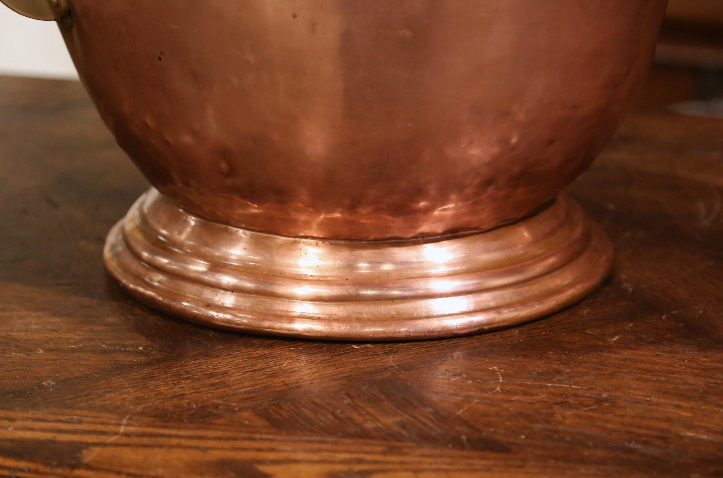 19th Century English Victorian Copper and Brass Coal Bucket In Excellent Condition For Sale In Dallas, TX