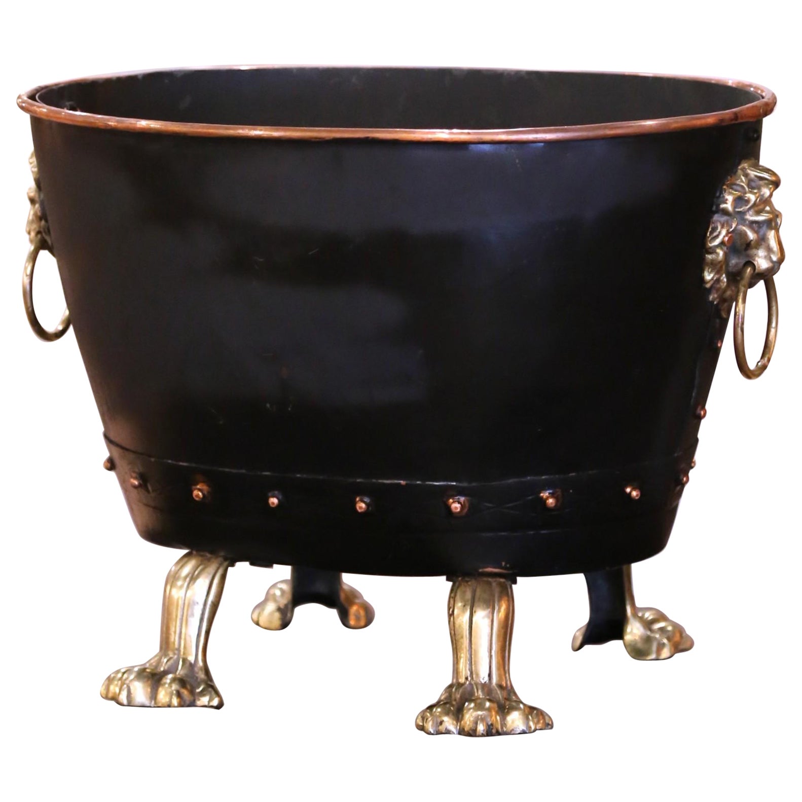 Bouteille de charbon victorienne anglaise du 19ème siècle en cuivre et bronze avec revêtement d'origine en vente