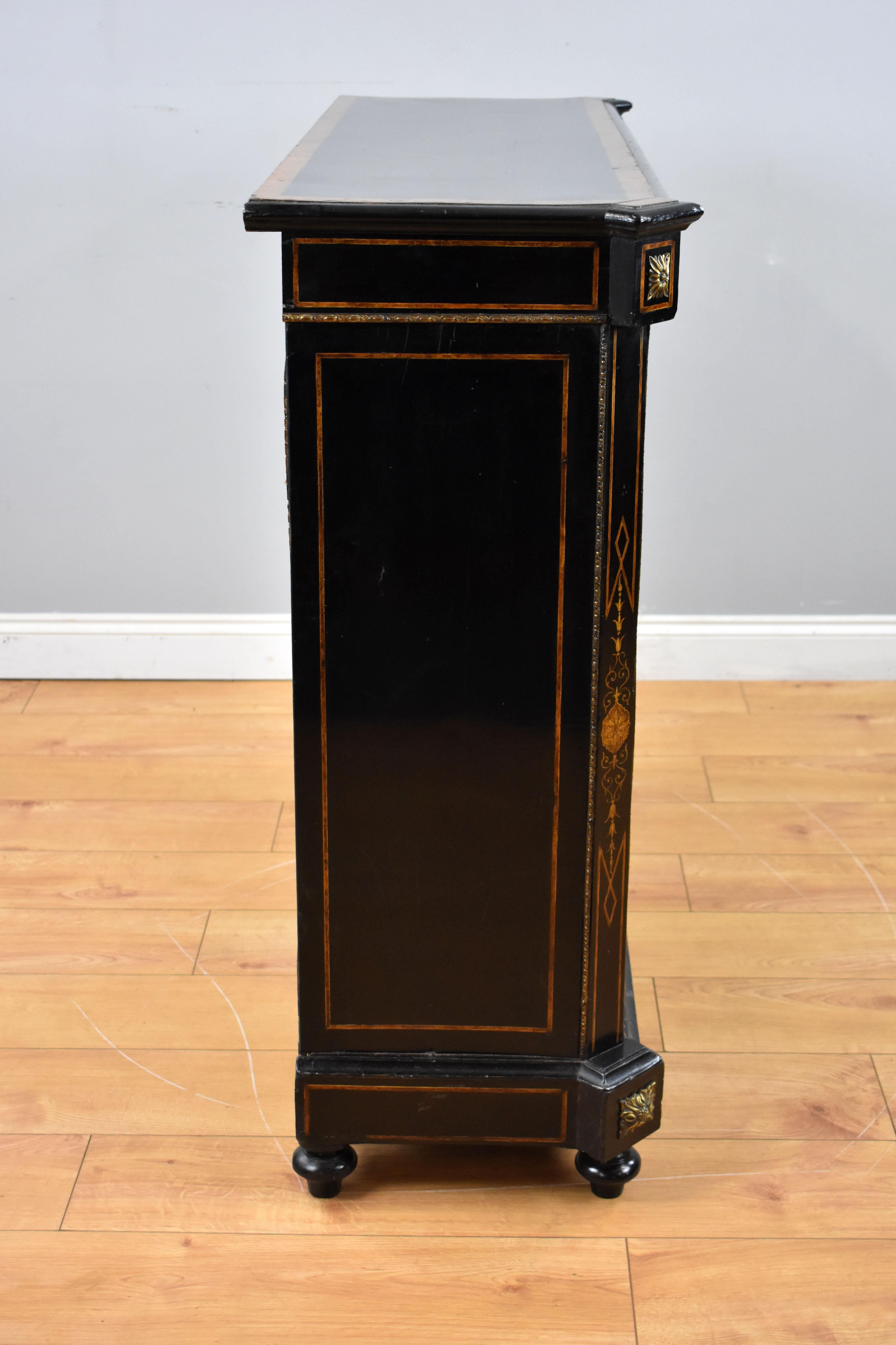 19th Century English Victorian Ebonised Pier Cabinet In Good Condition In Chelmsford, Essex