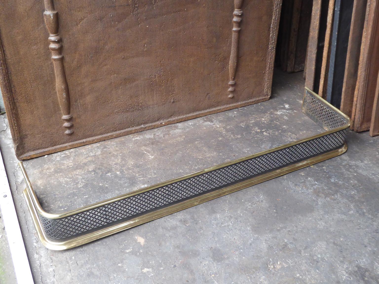 19th Century English Victorian Fireplace Fender or Fire Fender 1