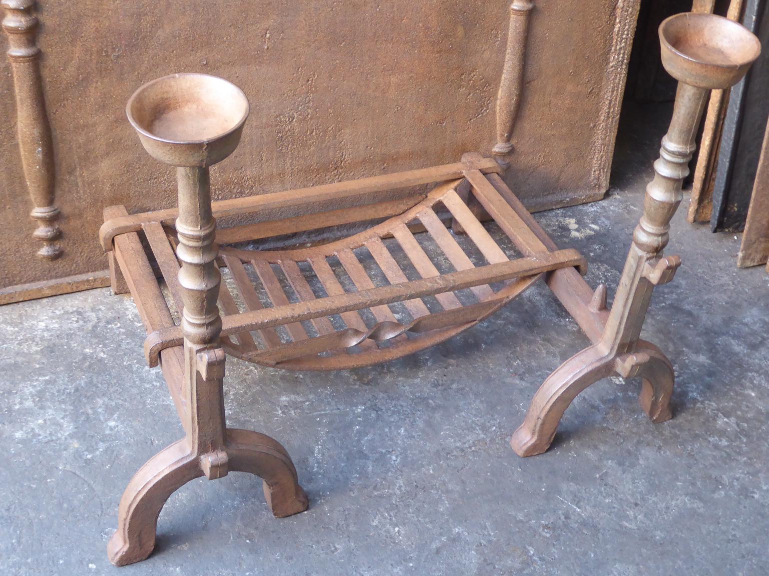 British 19th Century English Victorian Fireplace Grate or Fire Grate For Sale