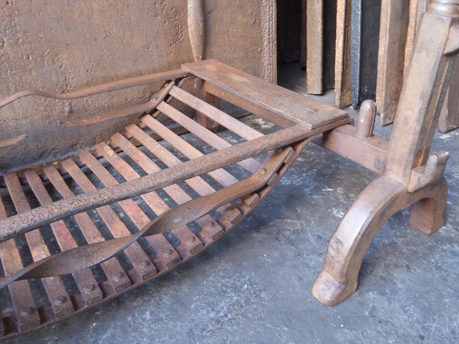 19th Century English Victorian Fireplace Grate or Fire Grate 1