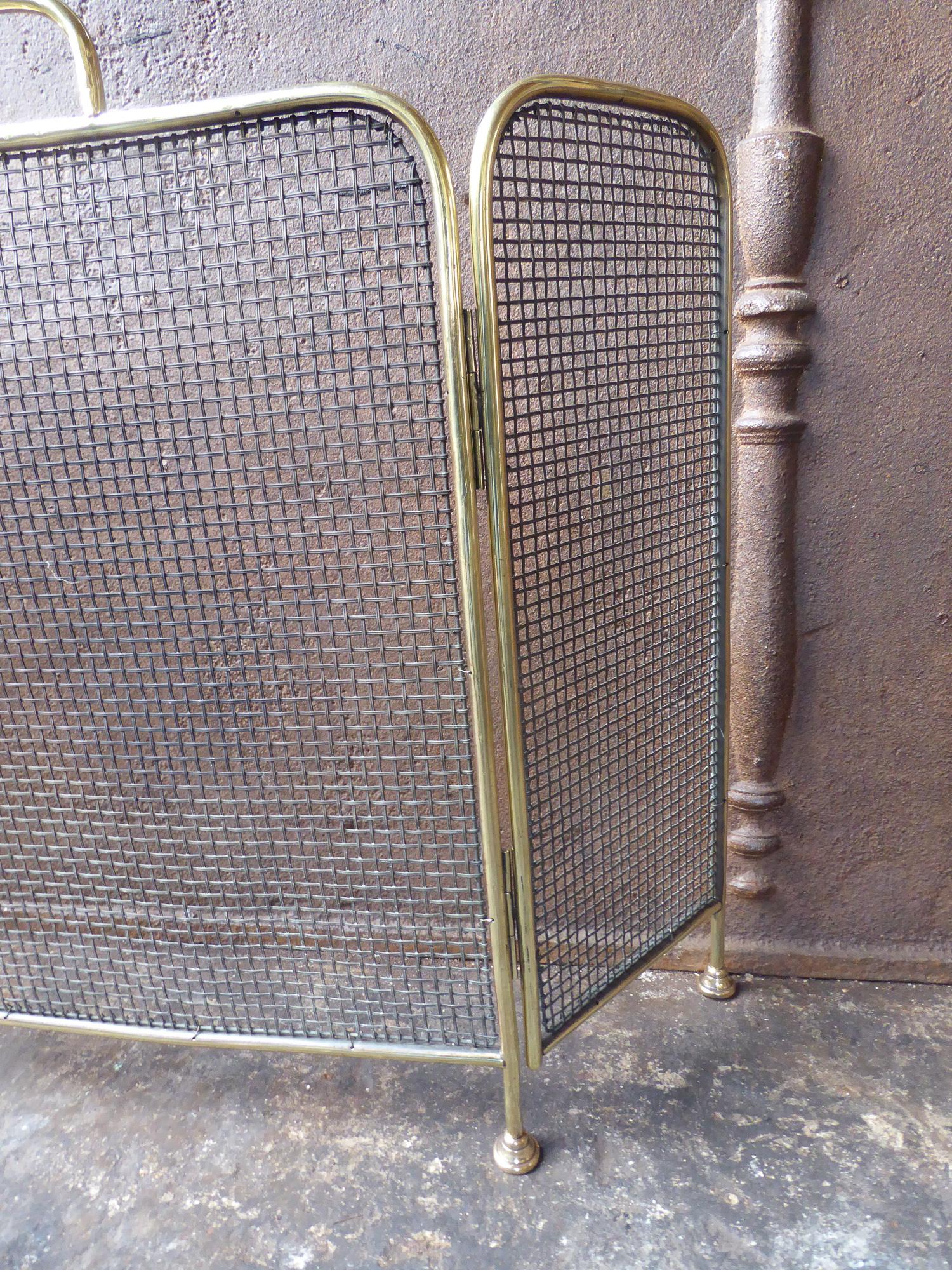 19th Century English Victorian Fireplace Screen or Fire Screen In Good Condition In Amerongen, NL
