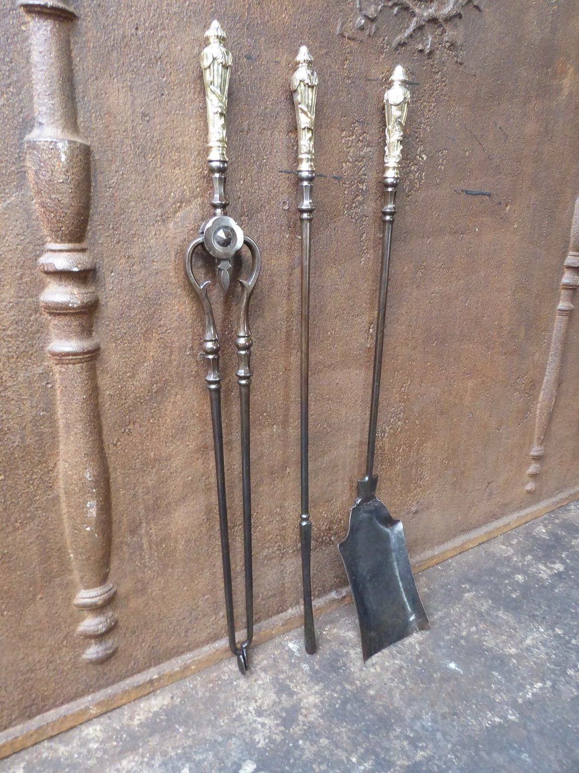 Forged 19th Century English Victorian Fireplace Tool Set or Companion Set For Sale