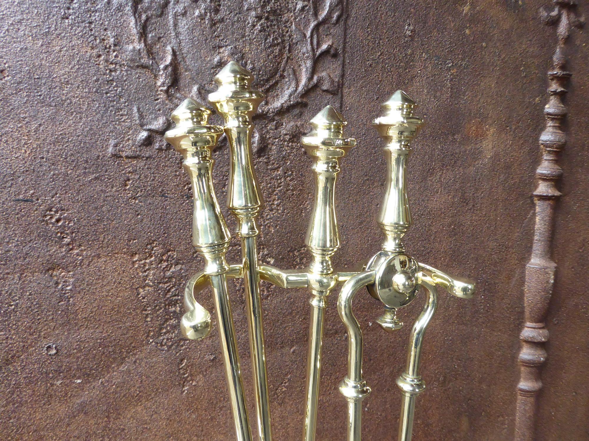 English Victorian Fireplace Tool Set or Companion Set, 19th Century In Good Condition For Sale In Amerongen, NL