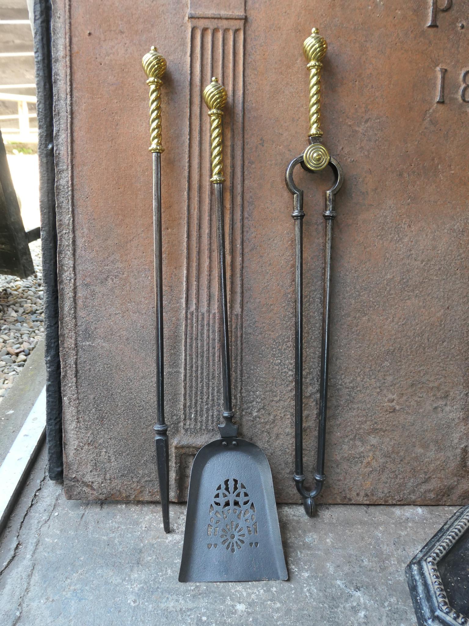 19th Century English Victorian Fireplace Tools or Companion Set For Sale 8