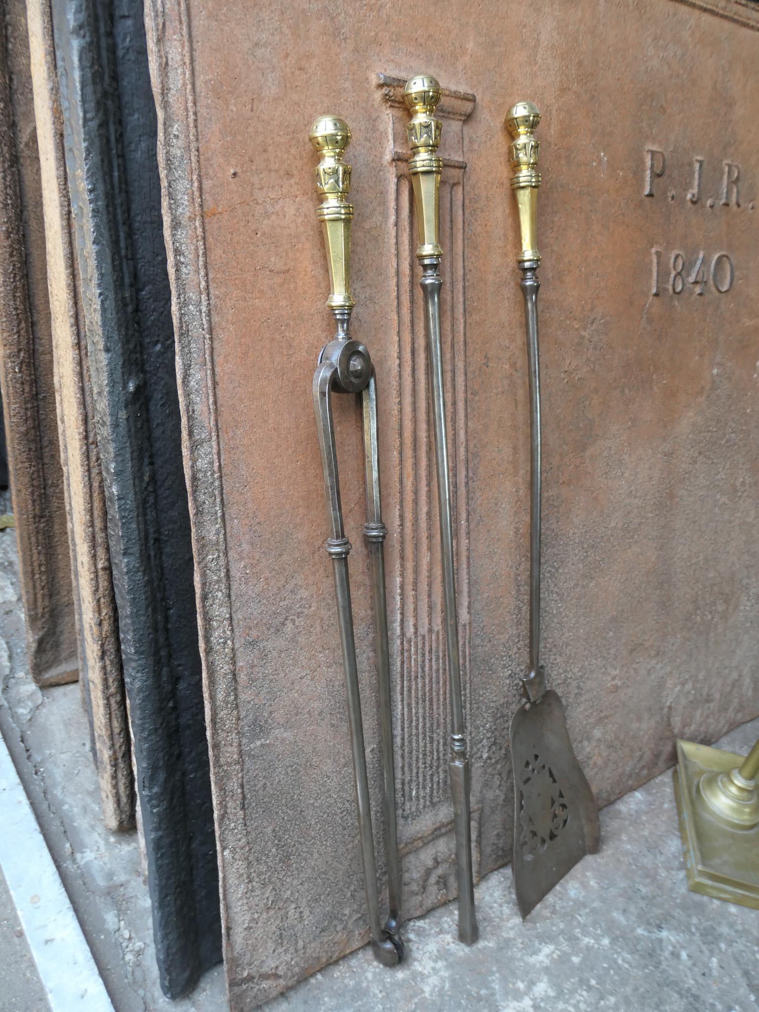 19th Century English Victorian Fireplace Tools or Companion Set For Sale 11