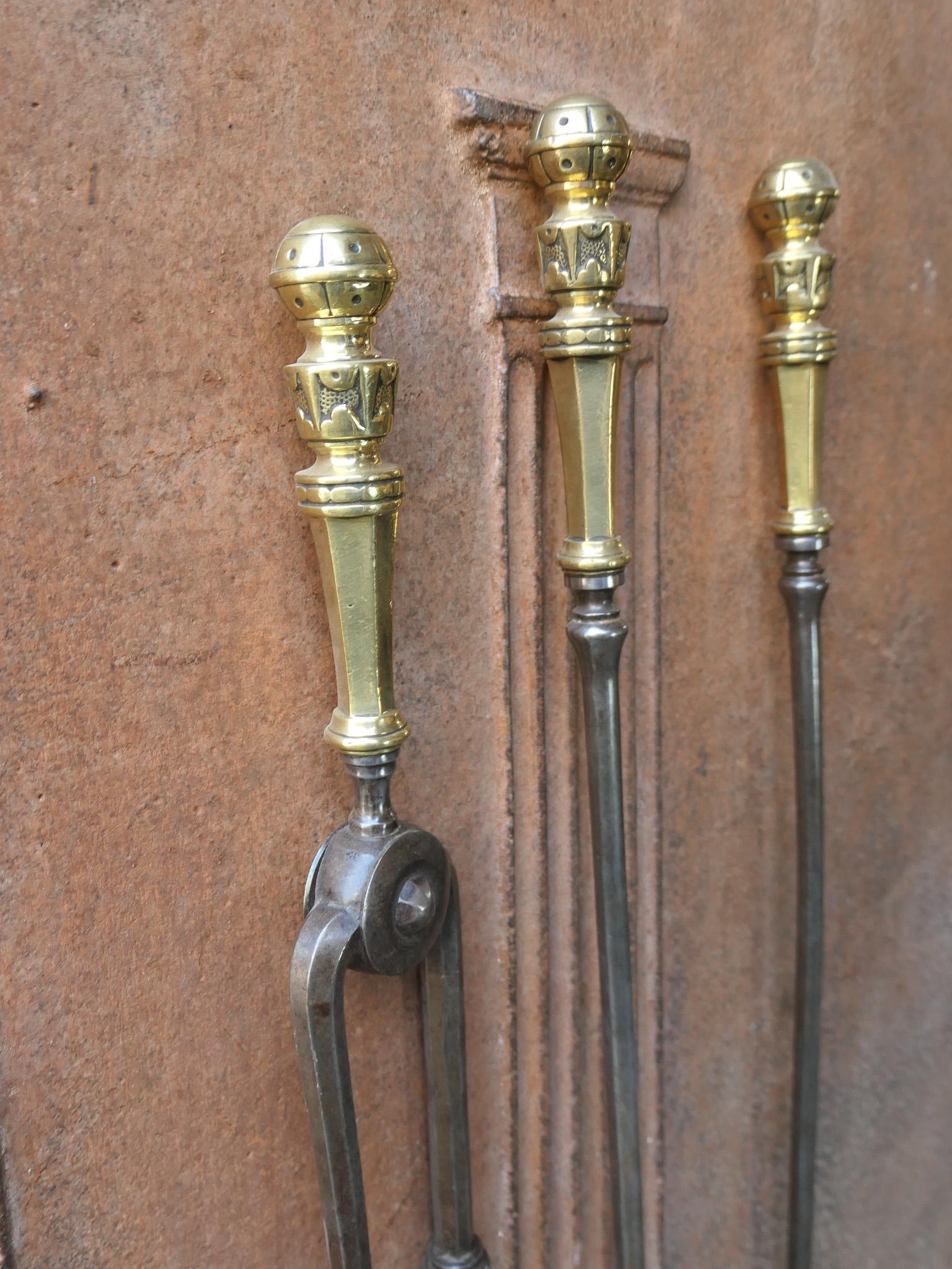 19th Century English Victorian Fireplace Tools or Companion Set For Sale 12