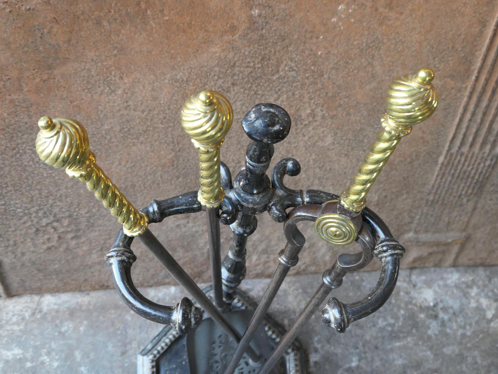 19th Century English Victorian Fireplace Tools or Companion Set For Sale 3