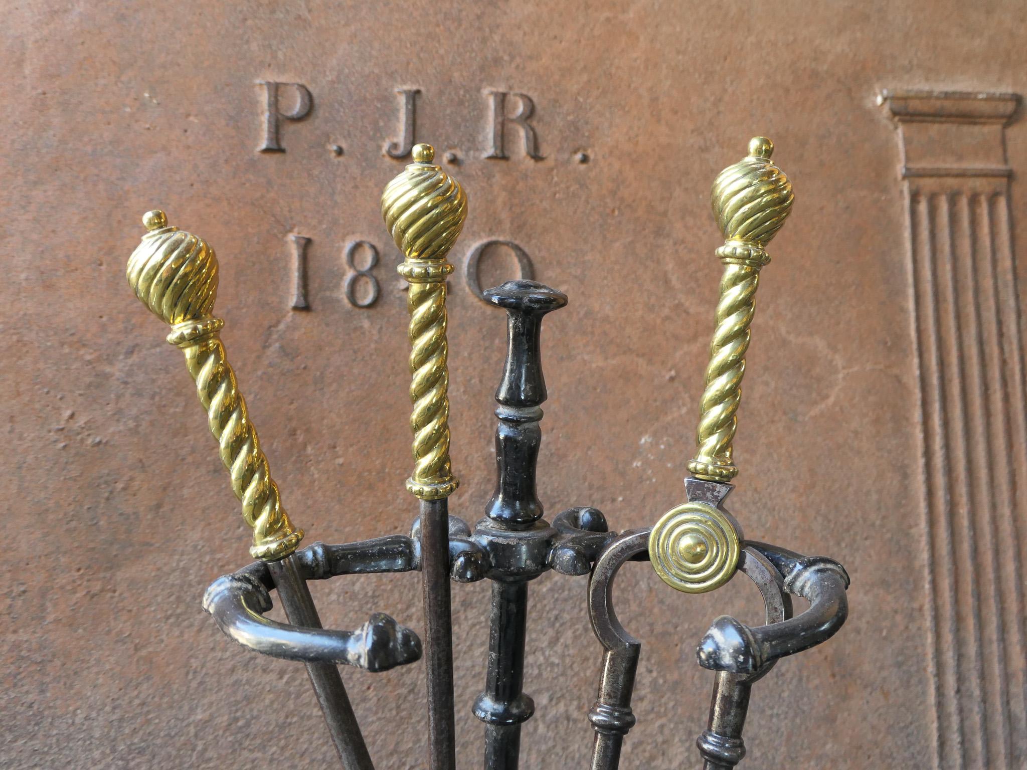 Ensemble d'outils ou de compagnons de cheminée anglais victorien du 19e siècle en vente 1