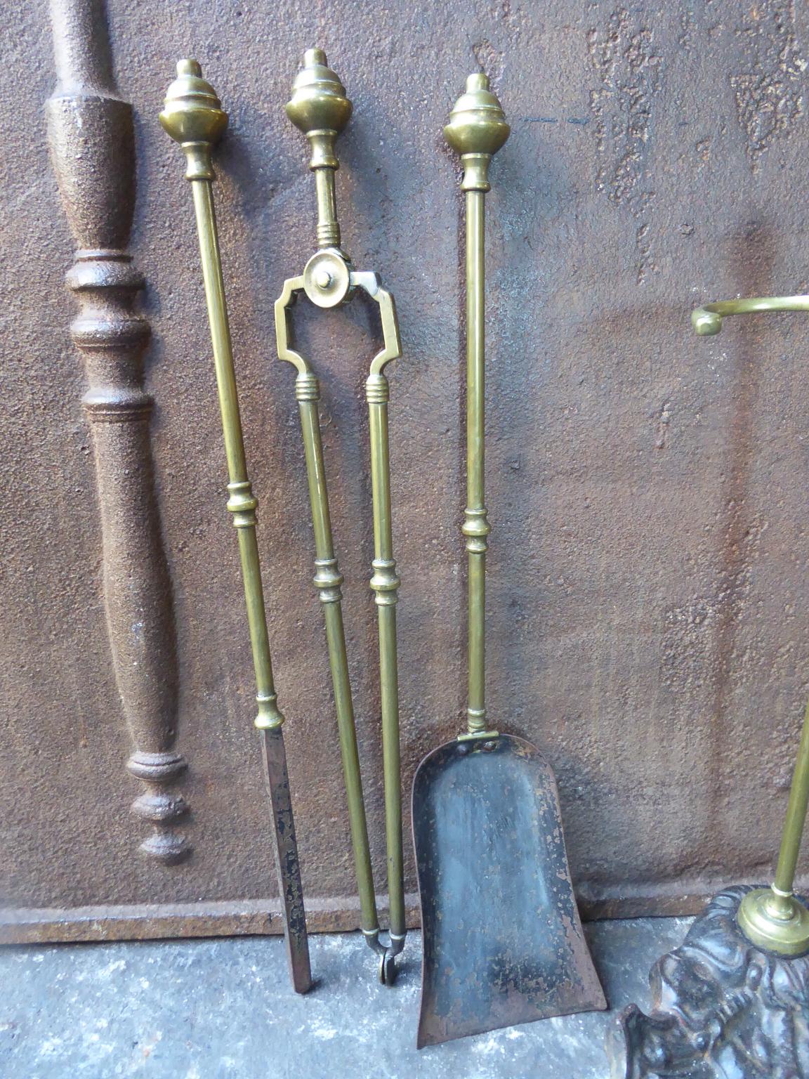 Brass English Victorian Fireplace Tools or Fire Tools, 19th Century 