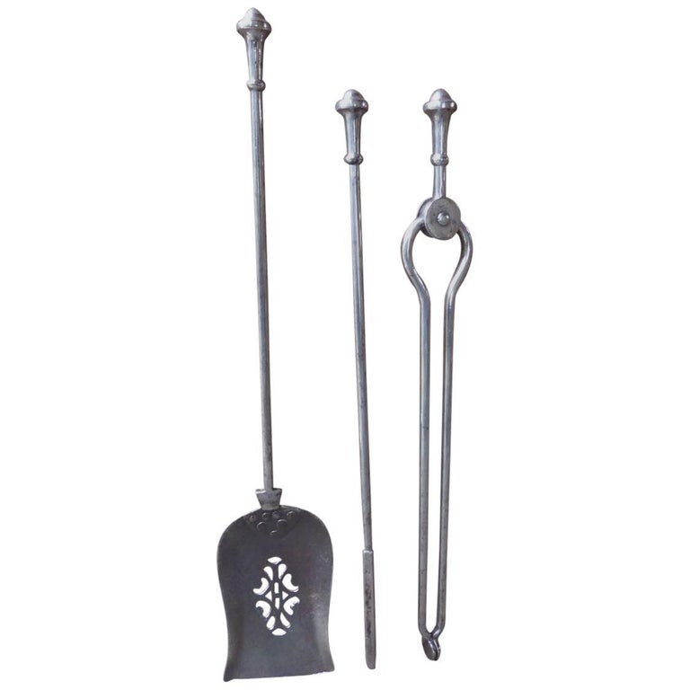 19th Century English Victorian Fireplace Tools Or Fire Tools For