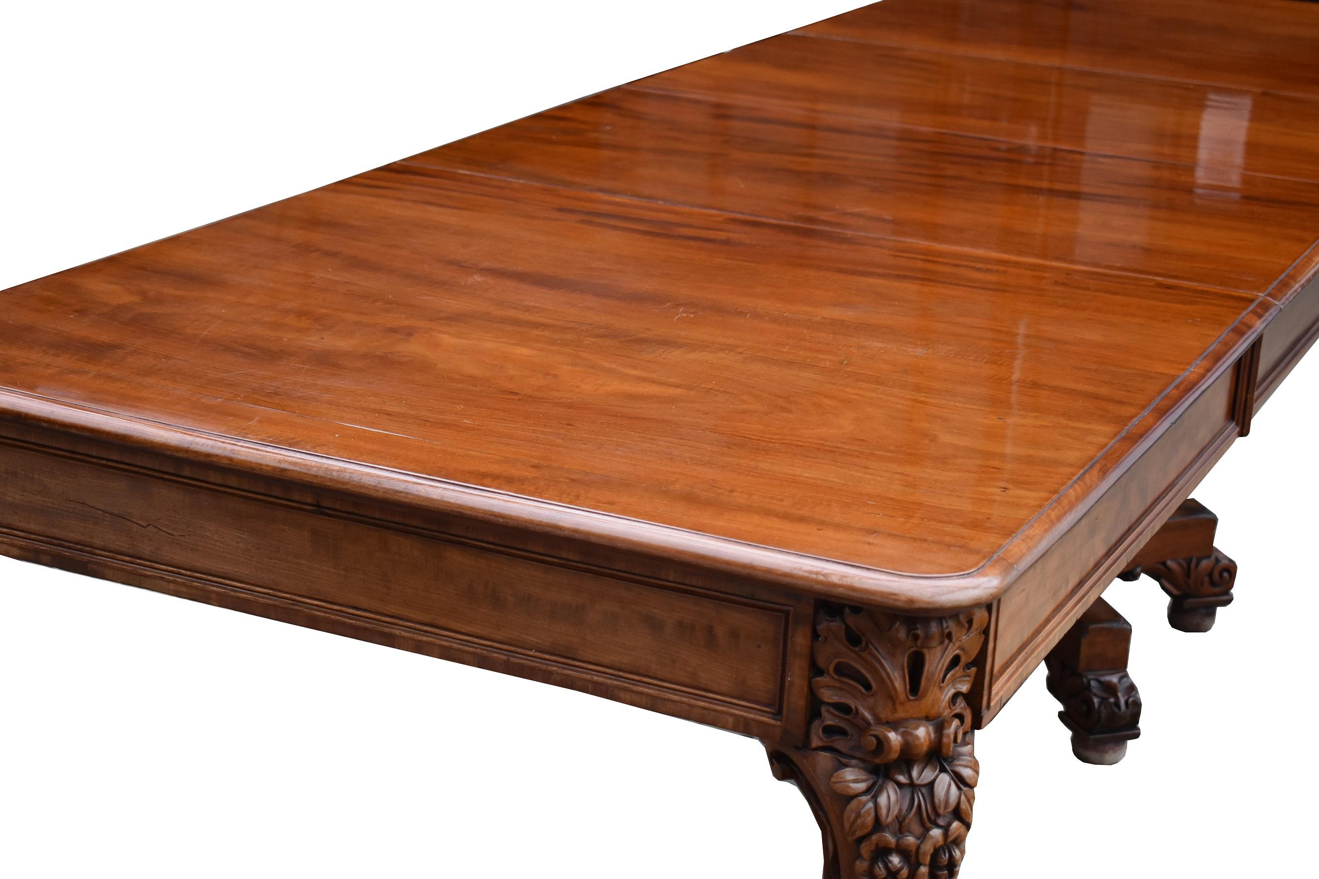 19th Century English Victorian Mahogany Extending Dining Table In Good Condition In Chelmsford, Essex