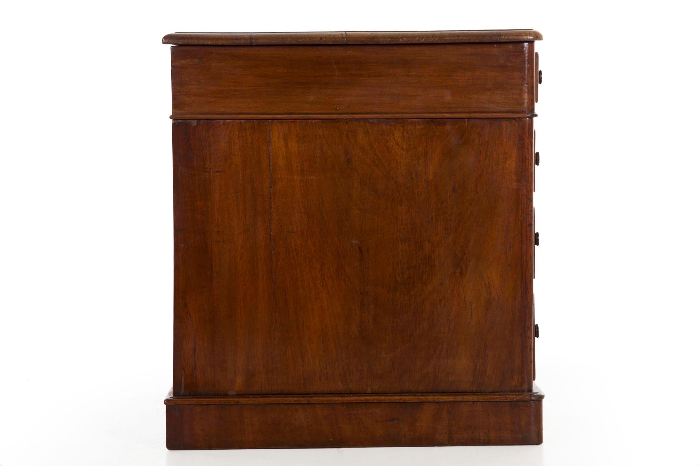 19th Century English Victorian Mahogany Leather Pedestal Writing Desk 14