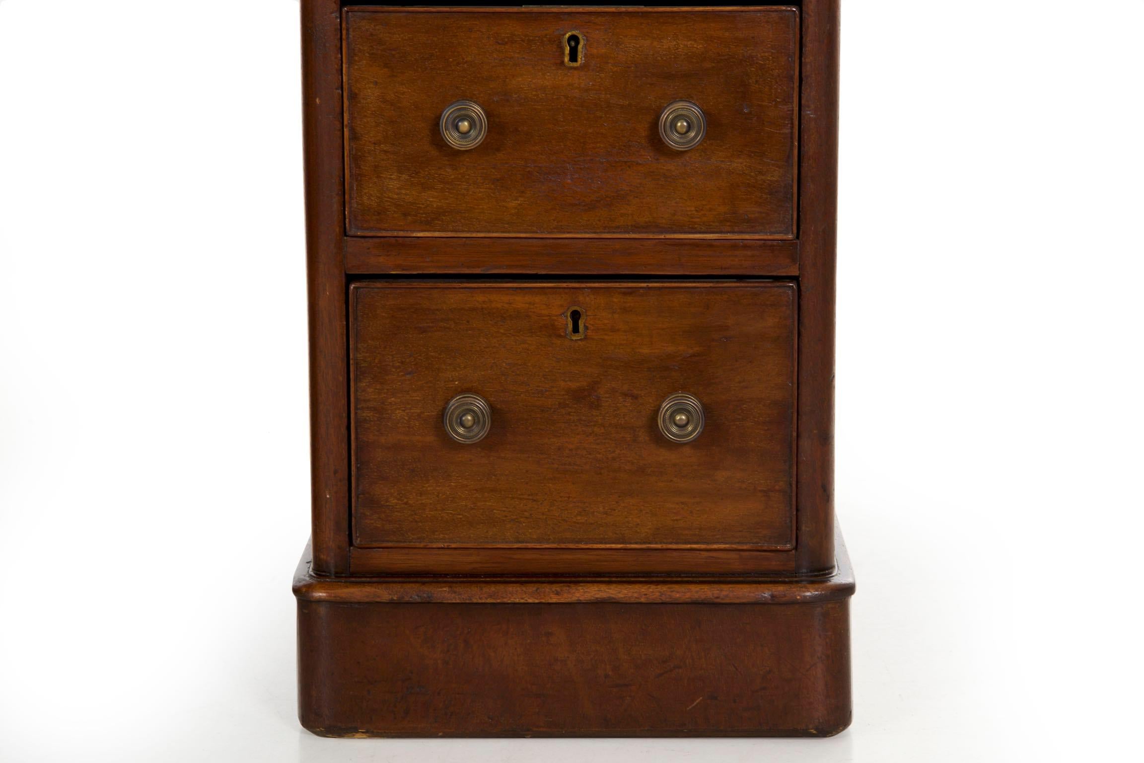 19th Century English Victorian Mahogany Leather Pedestal Writing Desk 2