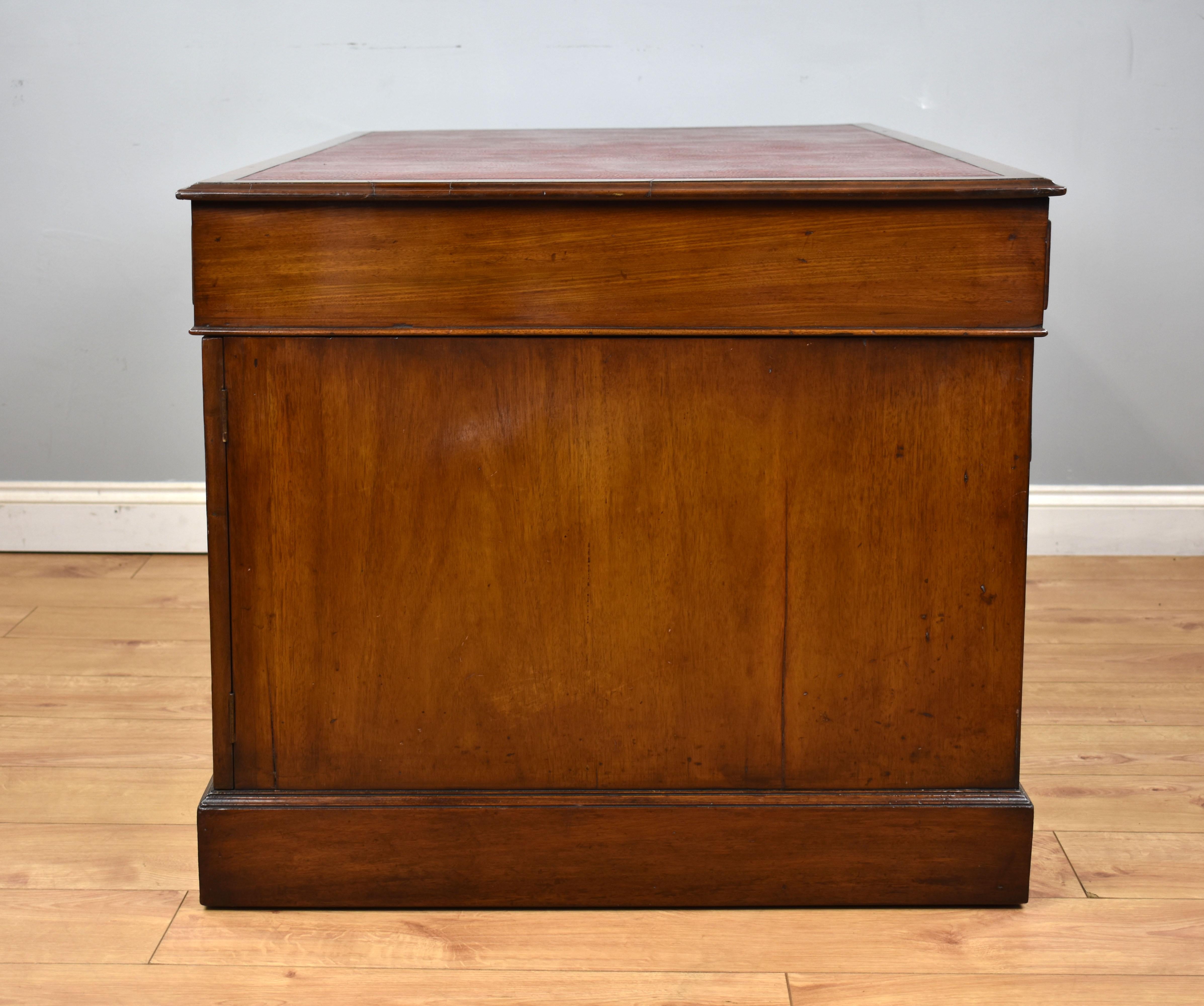19th Century English Victorian Mahogany Partners Desk 3
