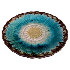 19th Century English Victorian Majolica Sunflower Plate