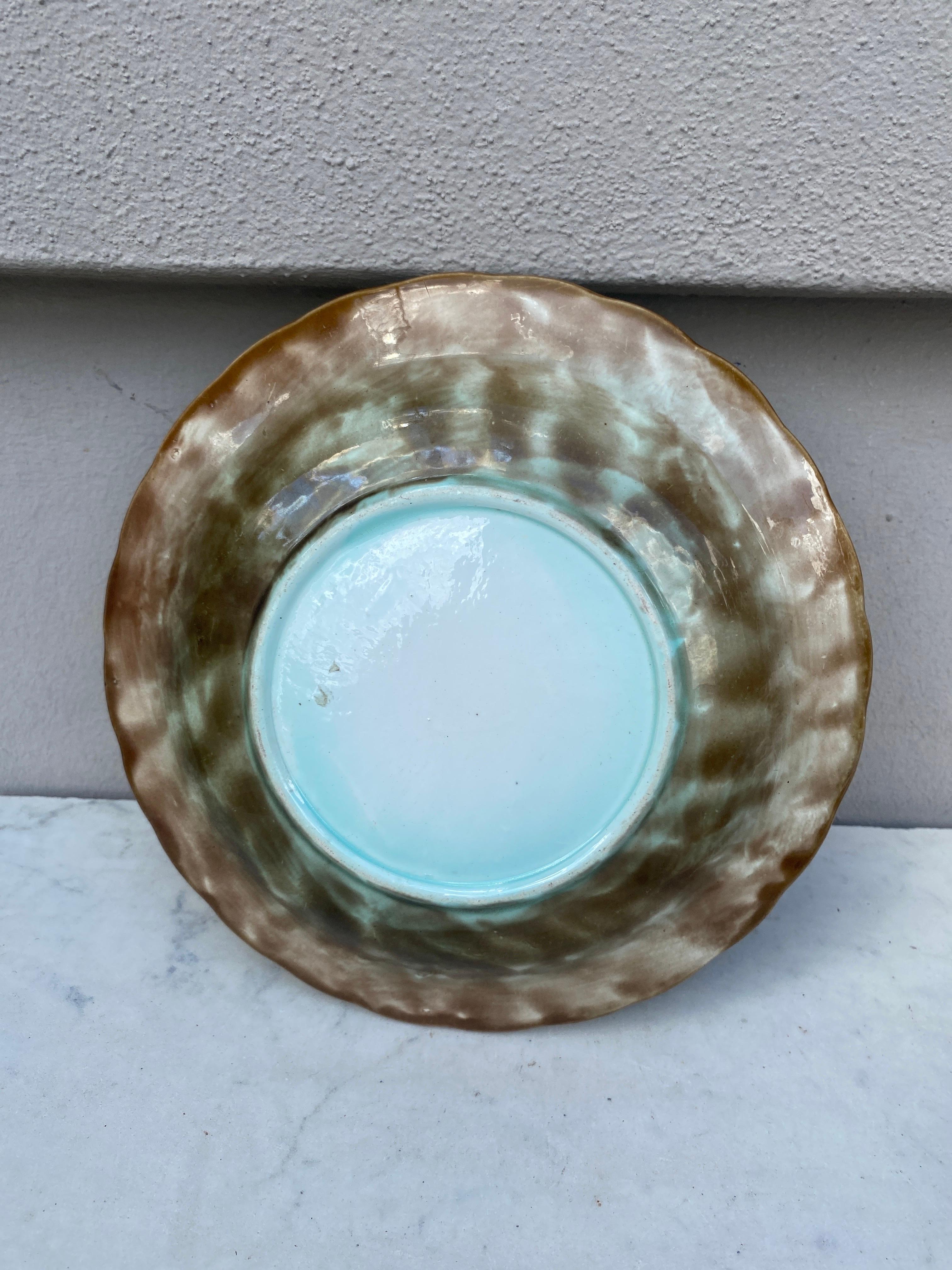 Late 19th Century 19th Century English Victorian Majolica Sunflower Plate For Sale