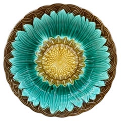 19th Century English Victorian Majolica Sunflower Plate