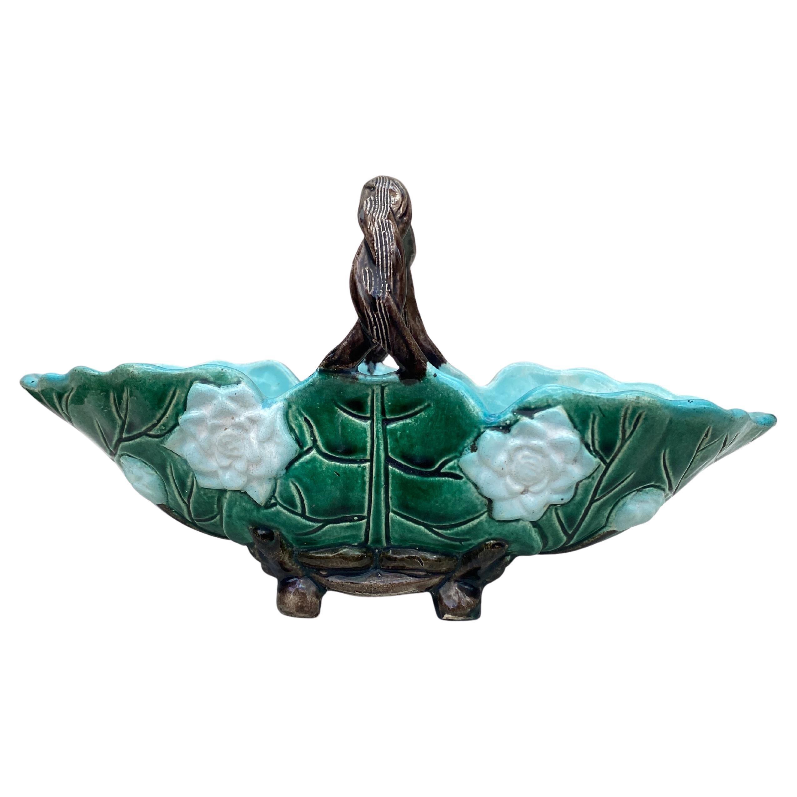 19th English Victorian Majolica water lily Platter With Handles possibly Holdcroft.