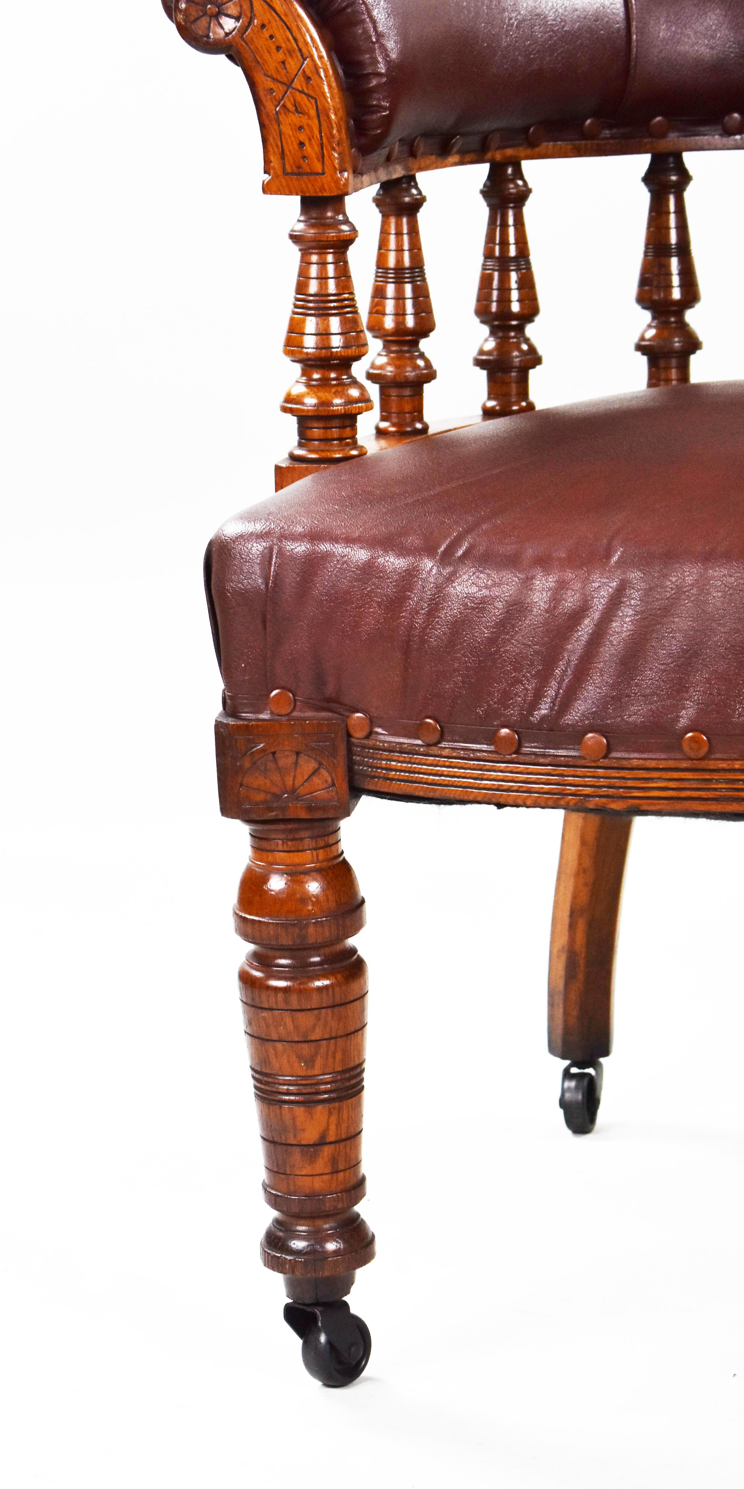 19th Century, English Victorian Oak Armchair For Sale 5
