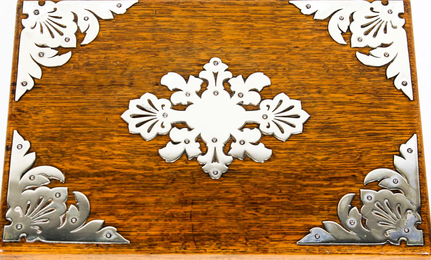 Silver Plate 19th Century English Victorian Oak Three Crystal Decanter Tantalus Dry Bar